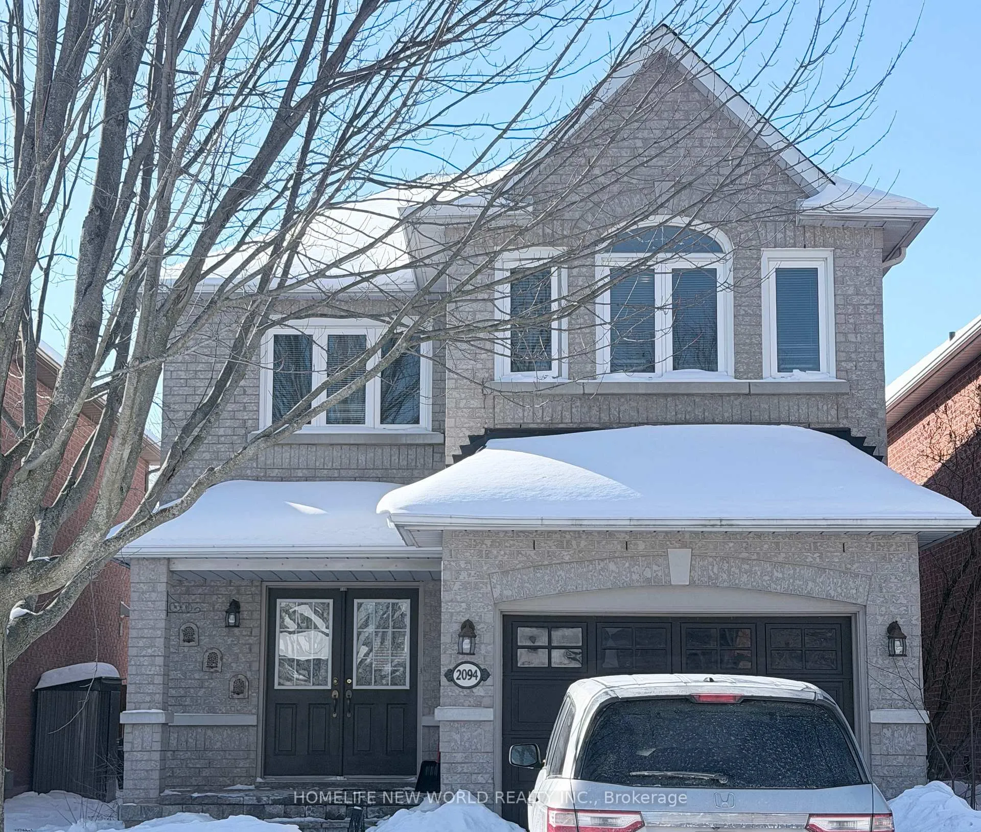 Photo 2 of 2094 Frontier Drive, Oakville, West Oak Trails — HOMEH