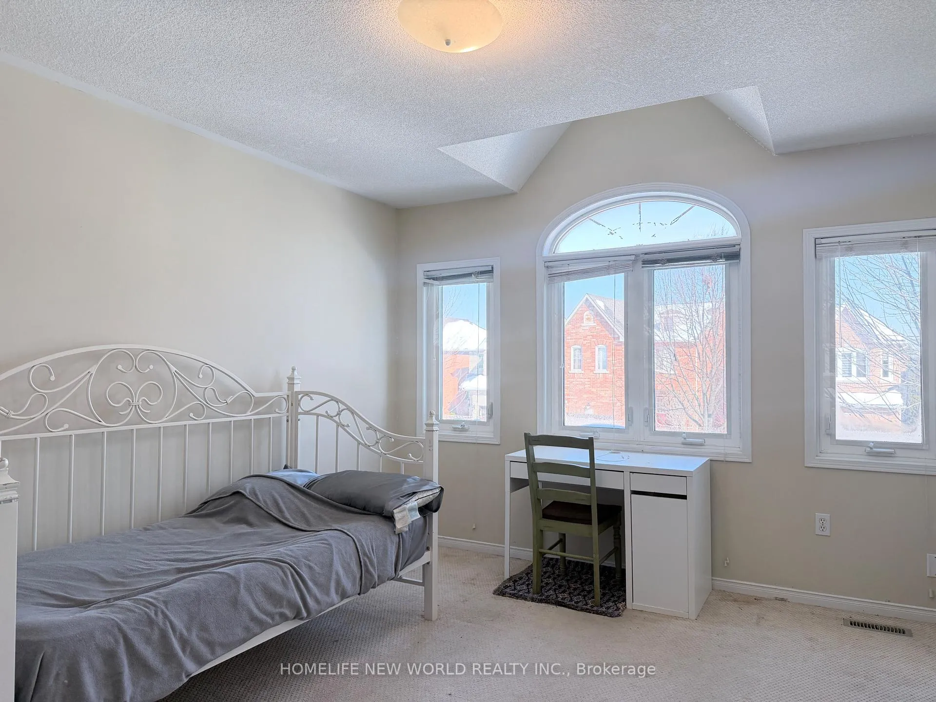 Photo 13 of 2094 Frontier Drive, Oakville, West Oak Trails — HOMEH