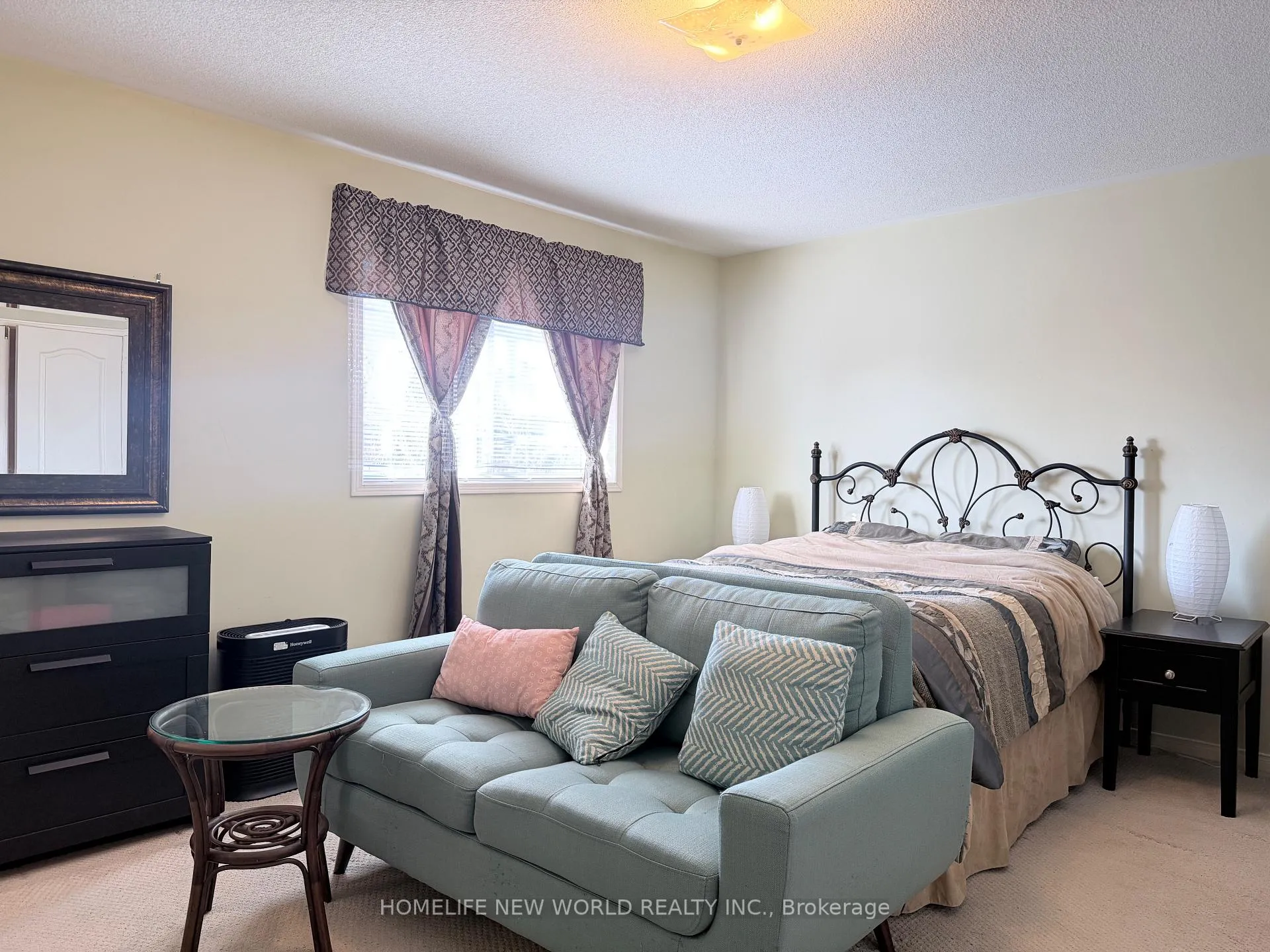 Photo 17 of 2094 Frontier Drive, Oakville, West Oak Trails — HOMEH