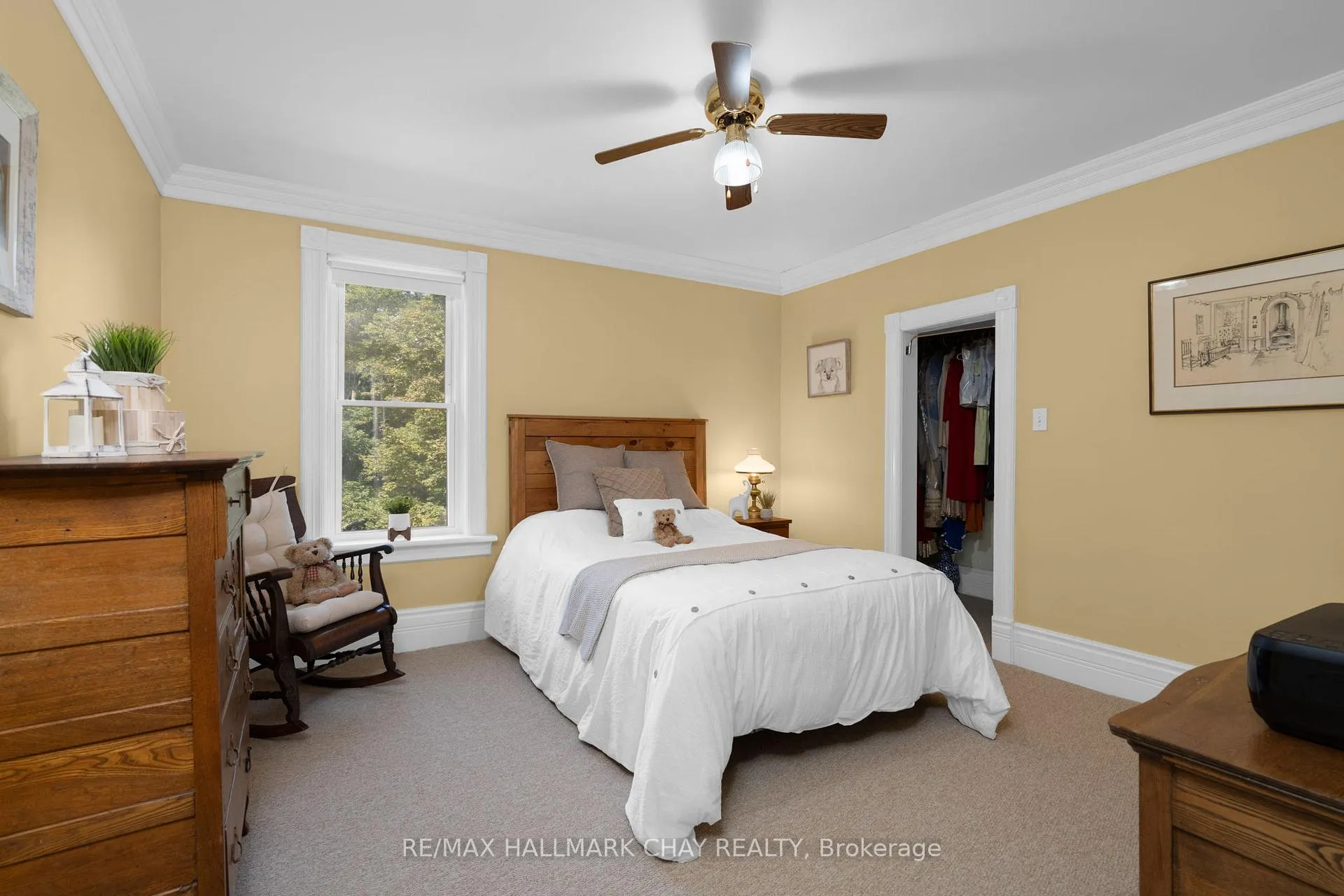 Photo 21 of 4950 Penetanguishene Road, Springwater, Hillsdale — HOMEH