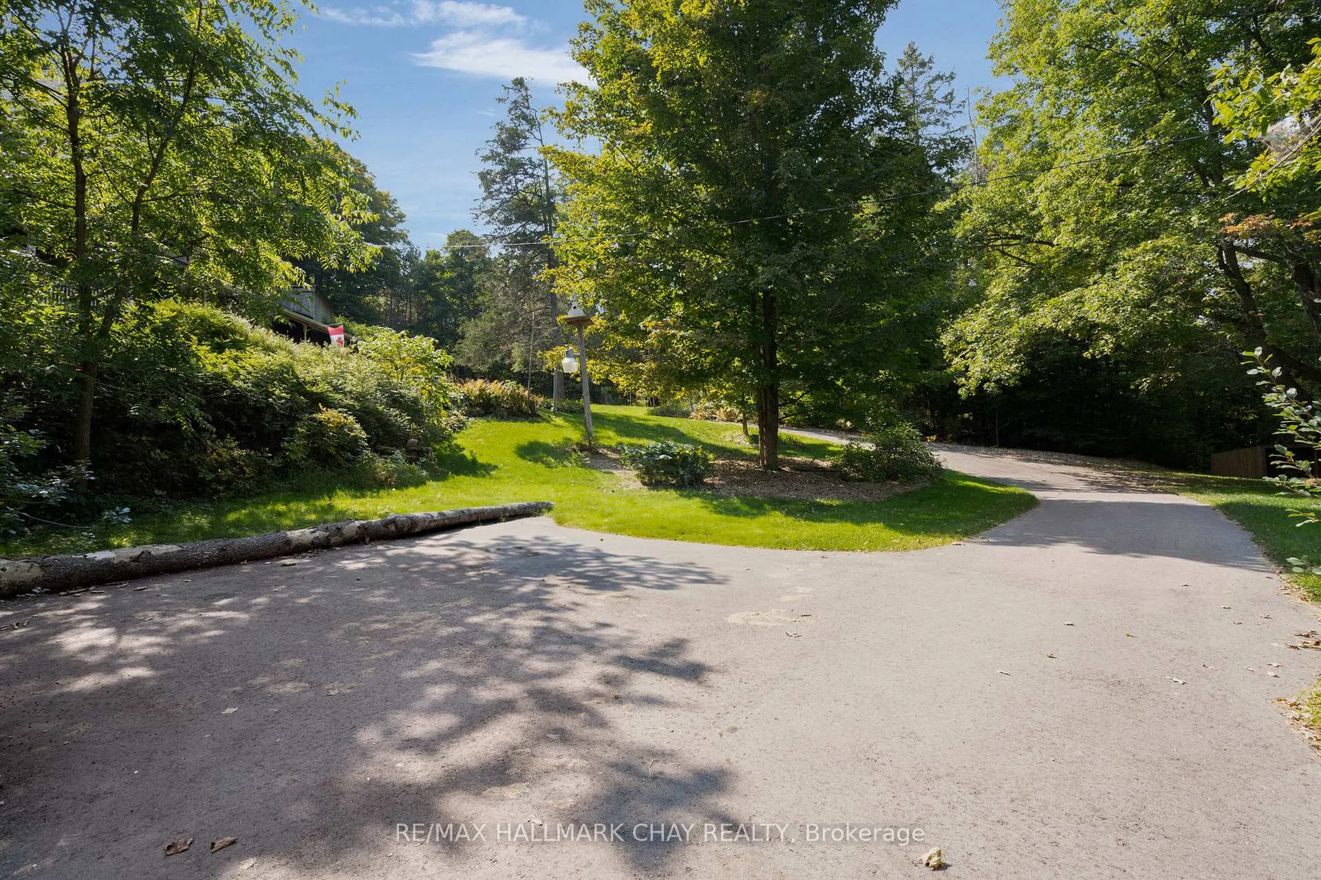Photo 42 of 4950 Penetanguishene Road, Springwater, Hillsdale — HOMEH