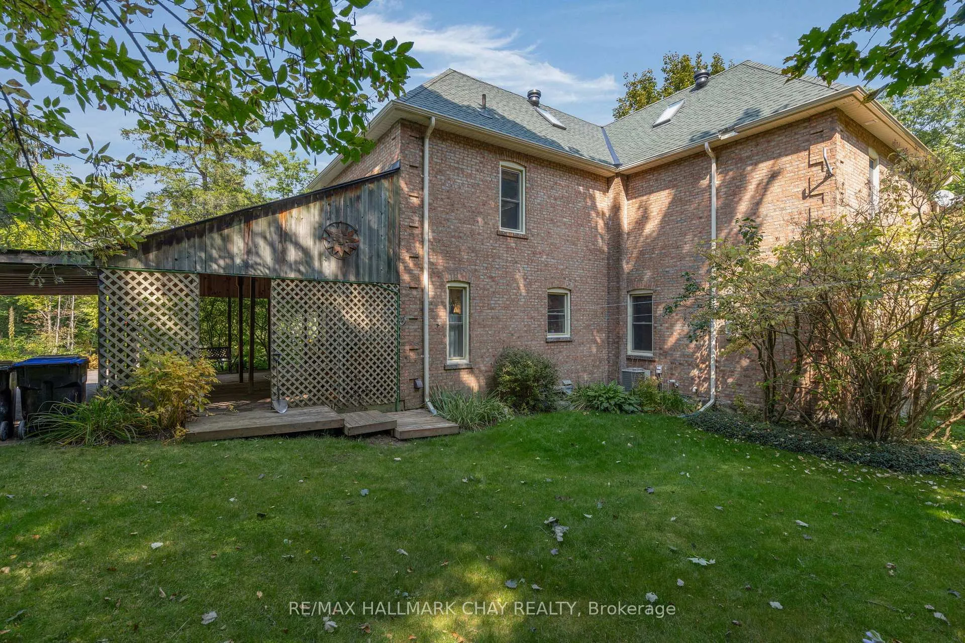 Photo 47 of 4950 Penetanguishene Road, Springwater, Hillsdale — HOMEH