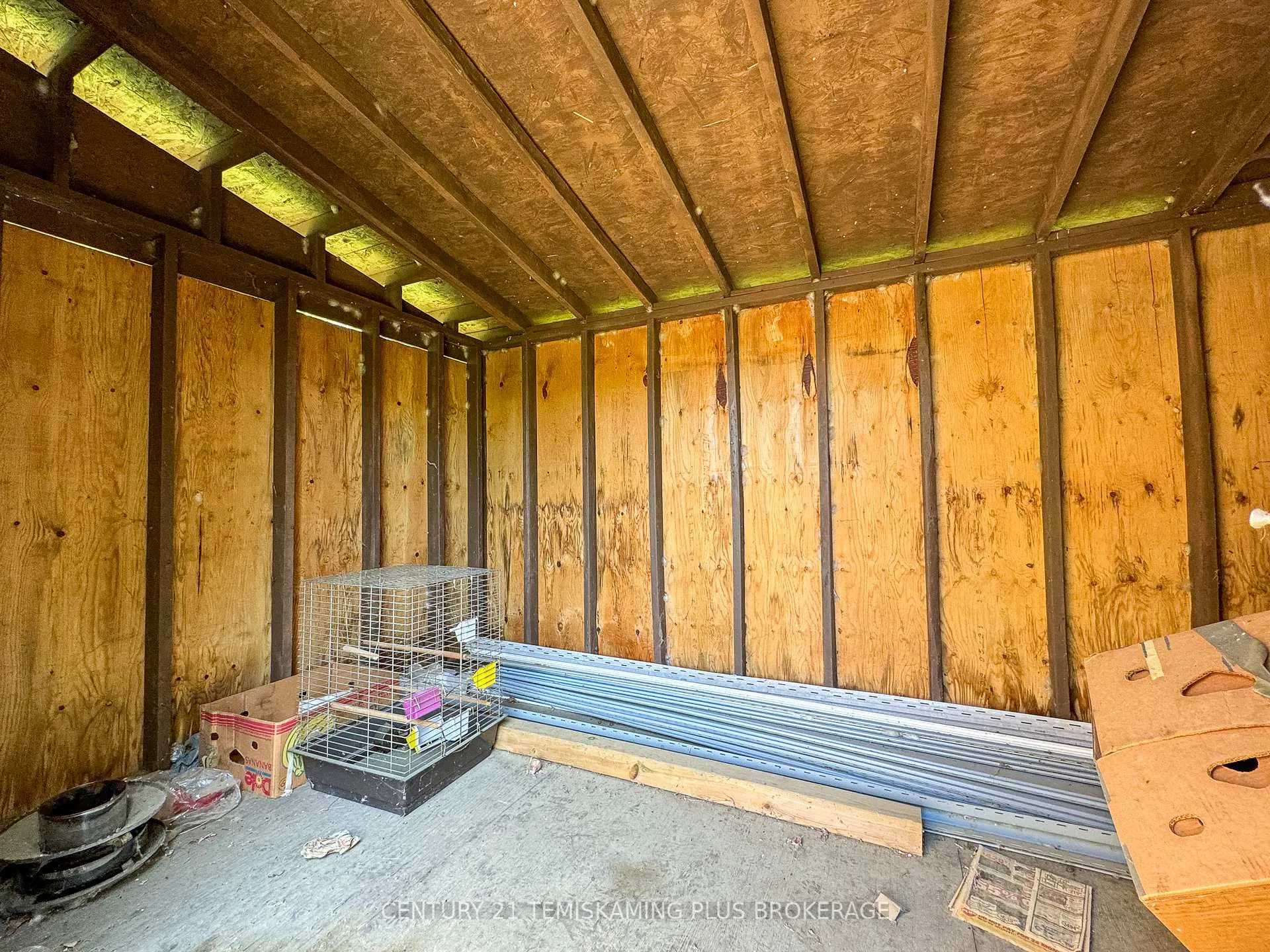 Photo 16 of 26 Hillcrest Drive, Temagami — HOMEH