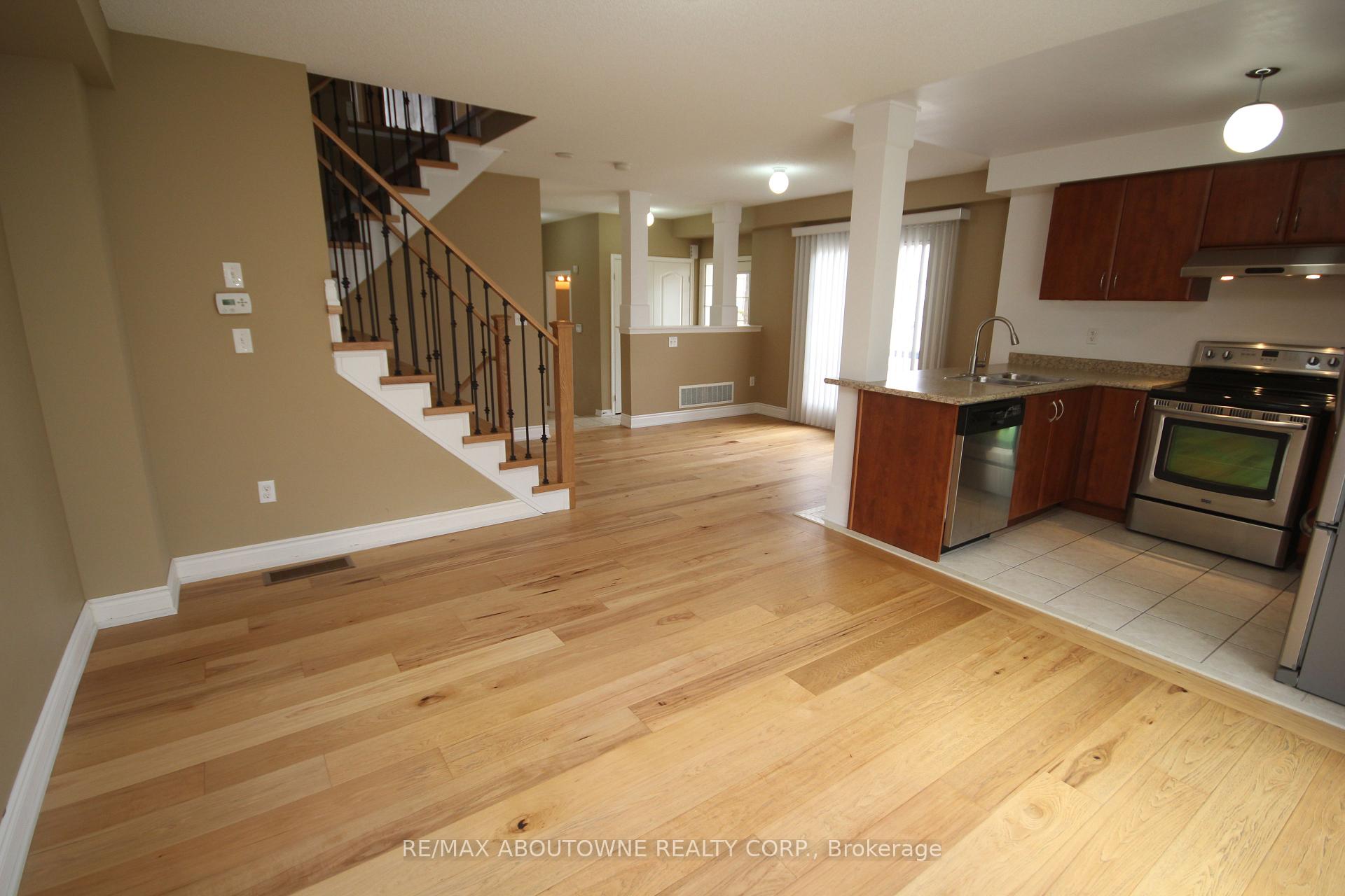 Photo 10 of 4248 Thomas Alton Boulevard, Burlington, Alton — HOMEH