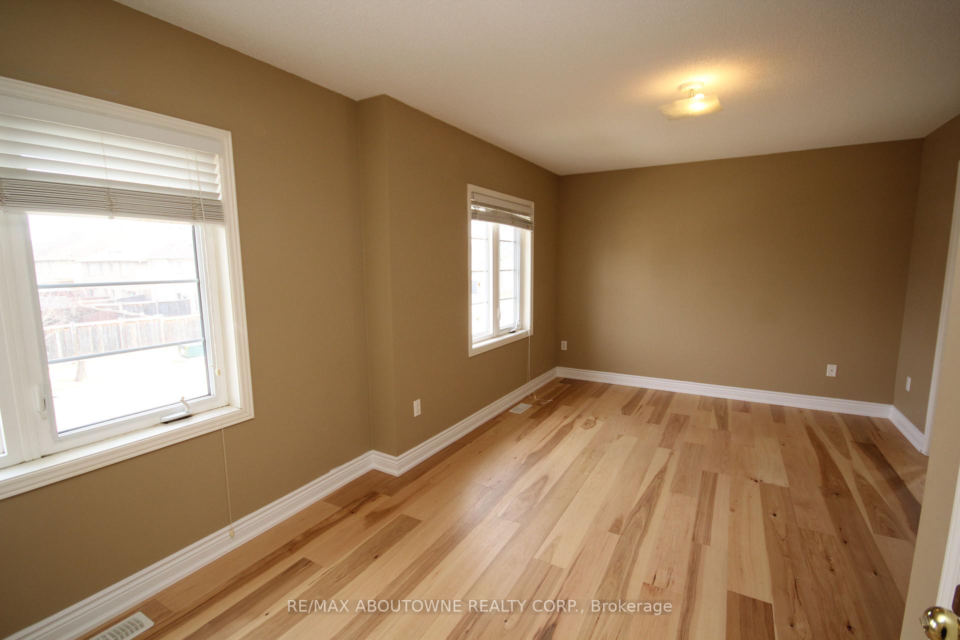 Photo 18 of 4248 Thomas Alton Boulevard, Burlington, Alton — HOMEH