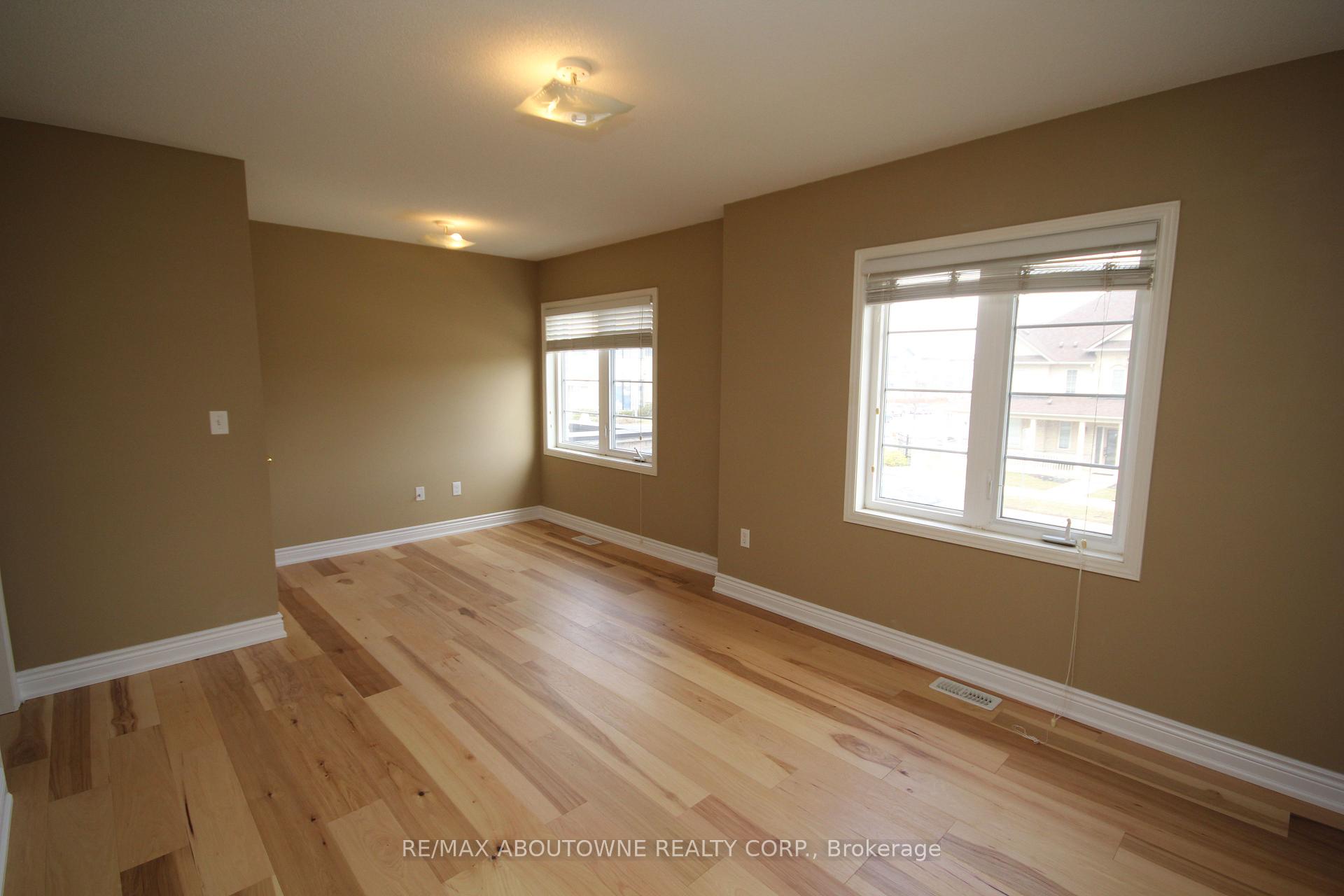 Photo 19 of 4248 Thomas Alton Boulevard, Burlington, Alton — HOMEH