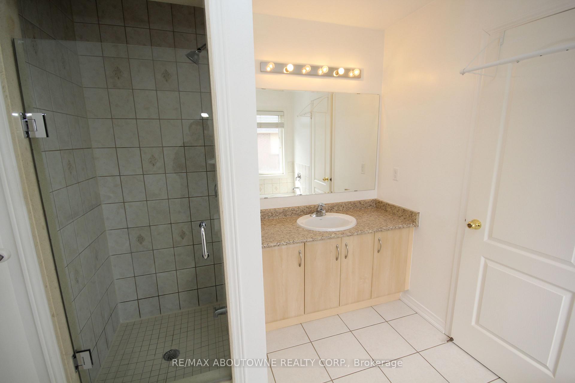 Photo 20 of 4248 Thomas Alton Boulevard, Burlington, Alton — HOMEH
