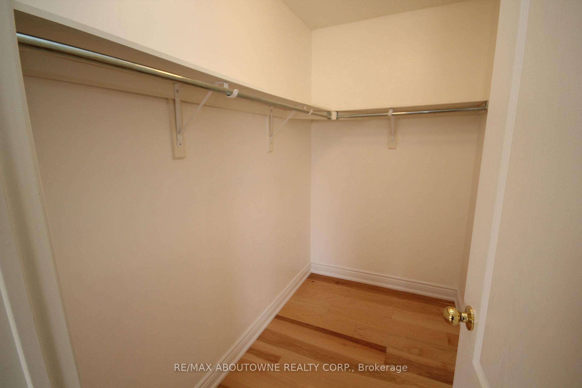 Photo 22 of 4248 Thomas Alton Boulevard, Burlington, Alton — HOMEH