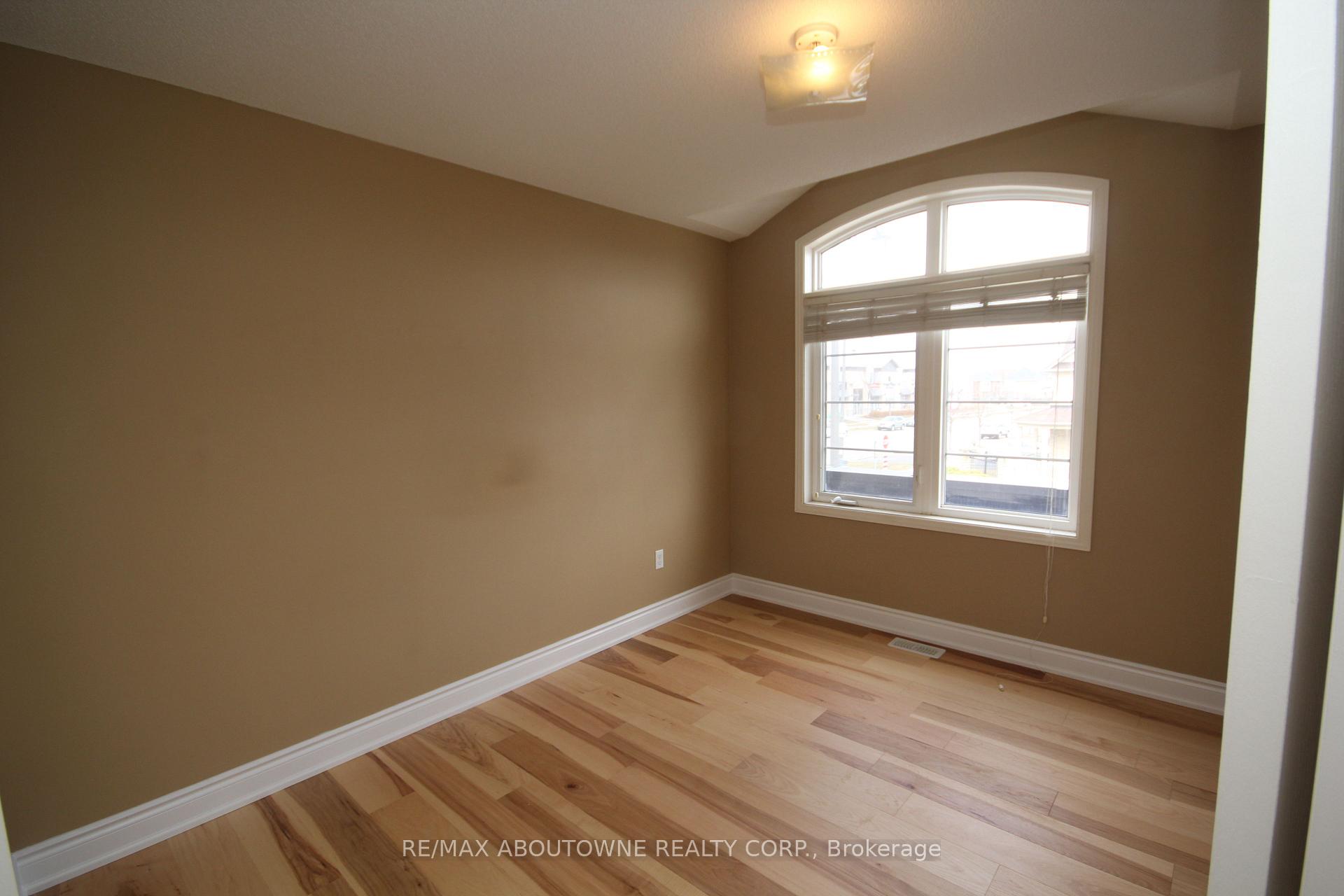 Photo 23 of 4248 Thomas Alton Boulevard, Burlington, Alton — HOMEH