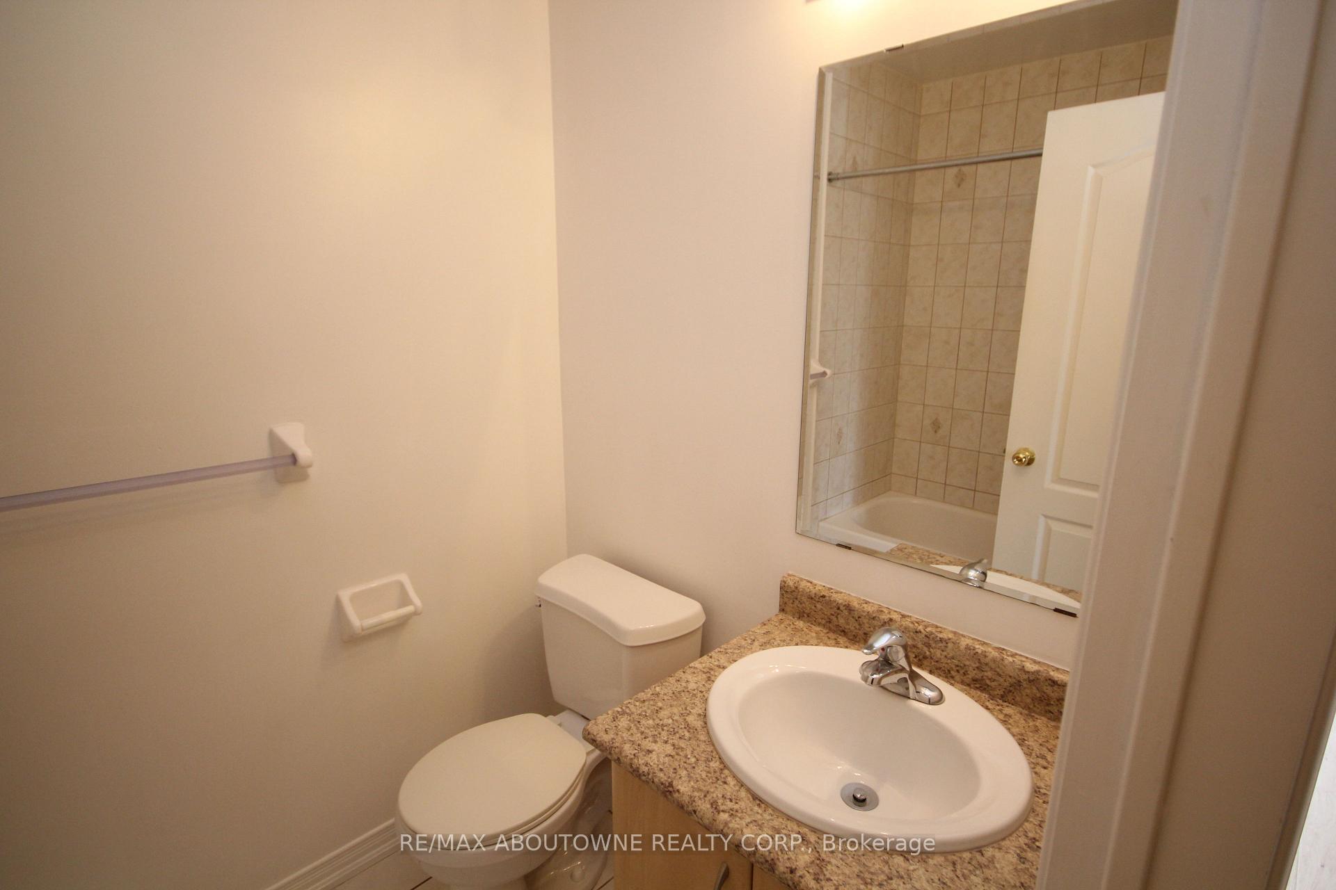 Photo 24 of 4248 Thomas Alton Boulevard, Burlington, Alton — HOMEH