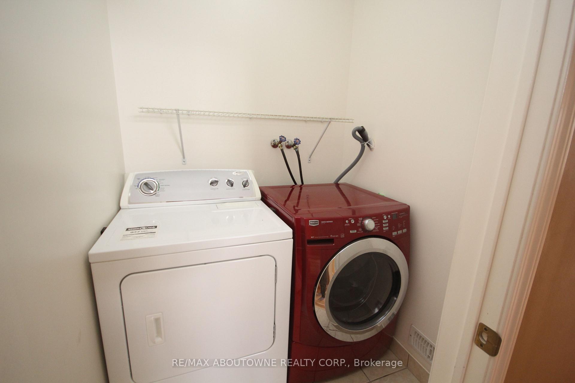 Photo 27 of 4248 Thomas Alton Boulevard, Burlington, Alton — HOMEH