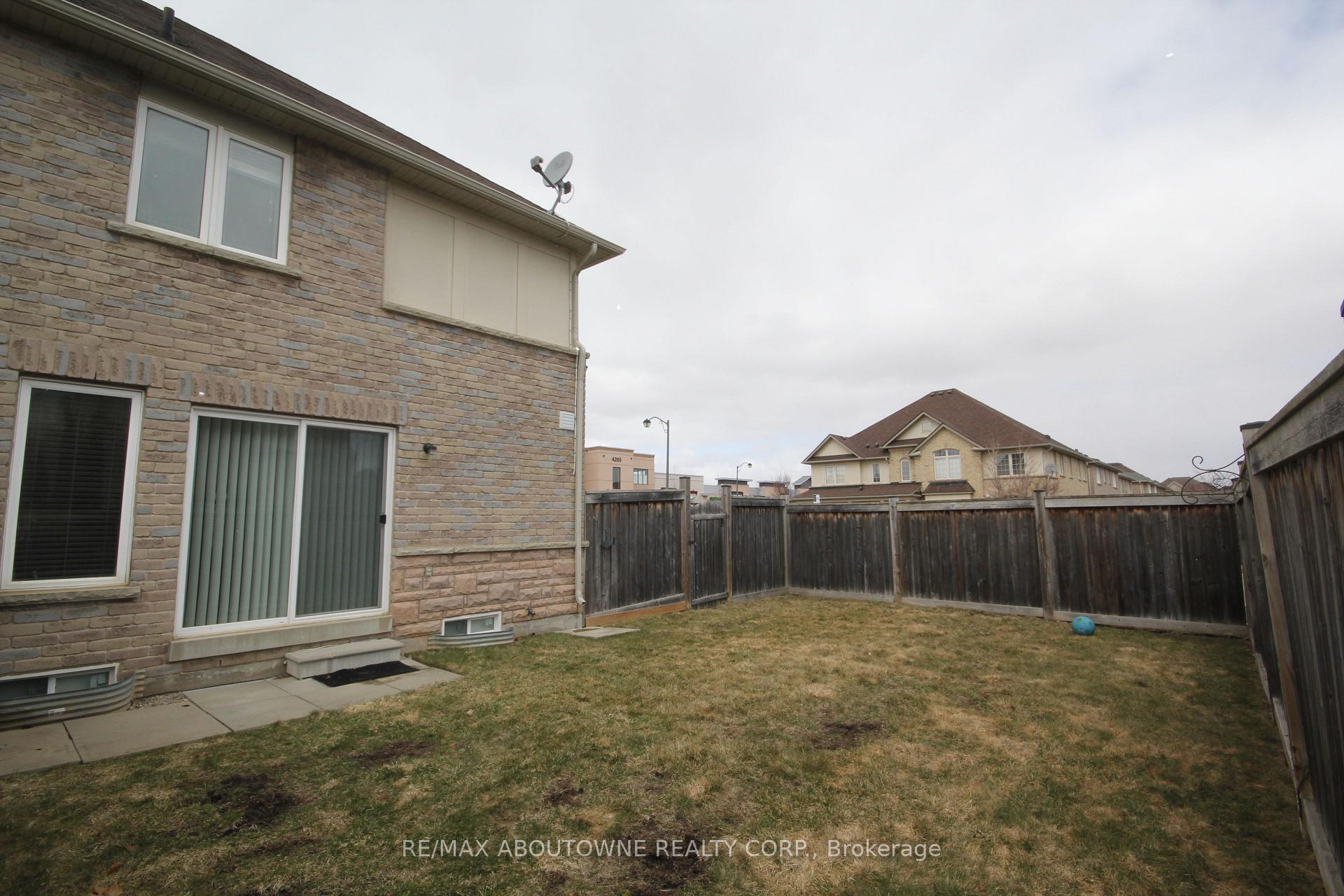 Photo 29 of 4248 Thomas Alton Boulevard, Burlington, Alton — HOMEH