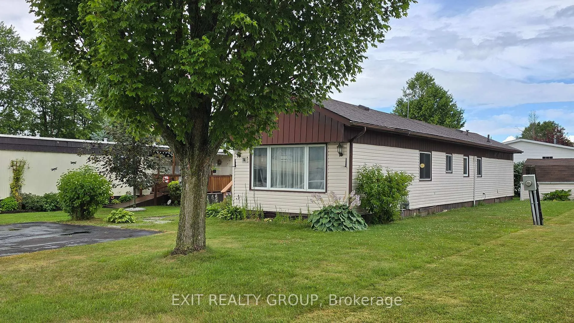 Photo 2 of 14 Killdeer Lane, Quinte West, Sidney Ward — HOMEH