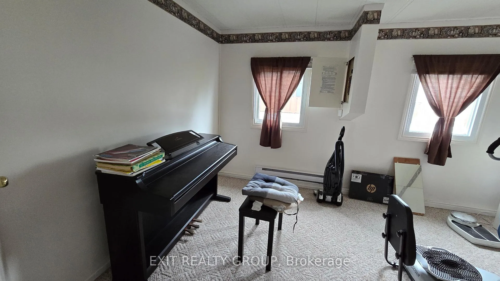 Photo 7 of 14 Killdeer Lane, Quinte West, Sidney Ward — HOMEH