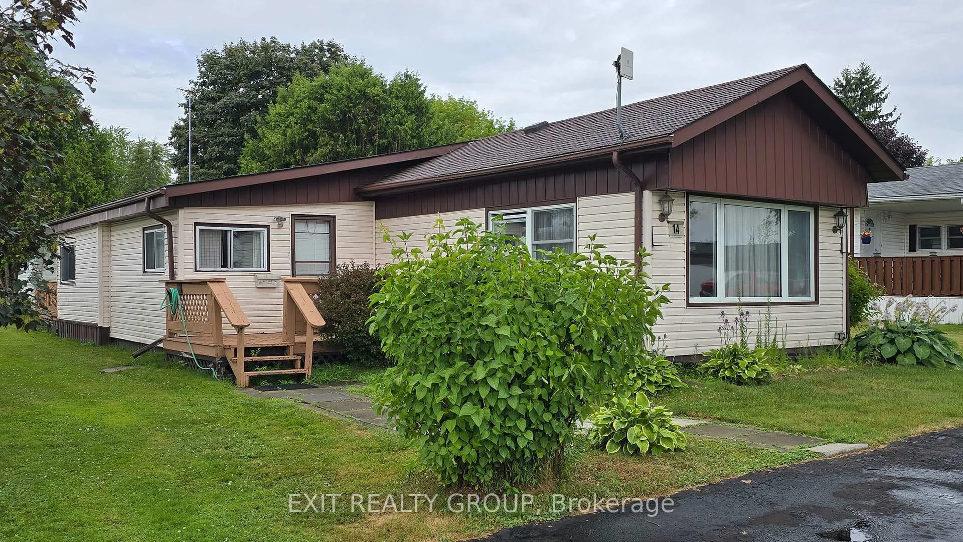 Photo 15 of 14 Killdeer Lane, Quinte West, Sidney Ward — HOMEH
