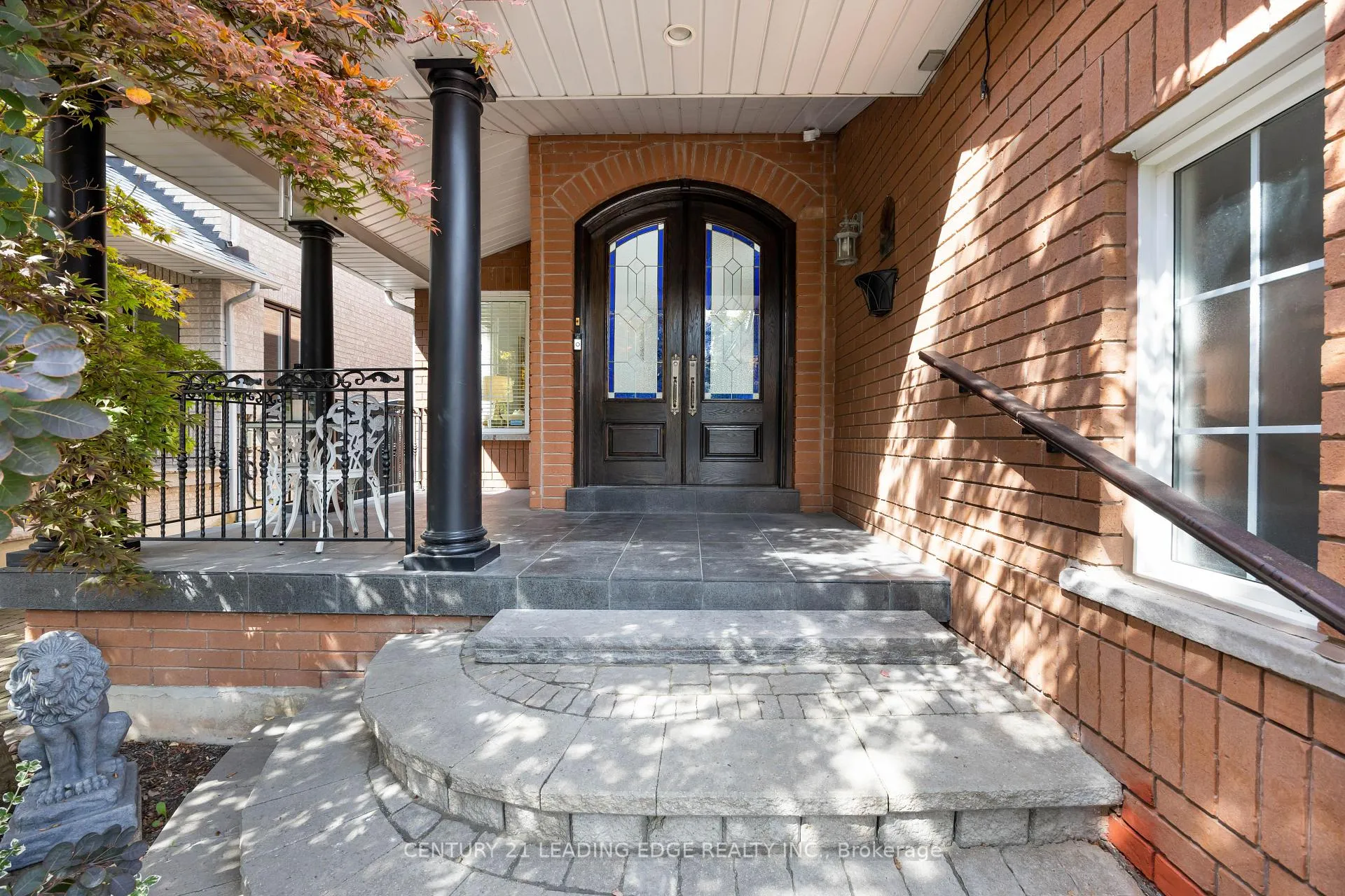 Photo 4 of 106 Noble Prince Place, Vaughan, Sonoma Heights — HOMEH