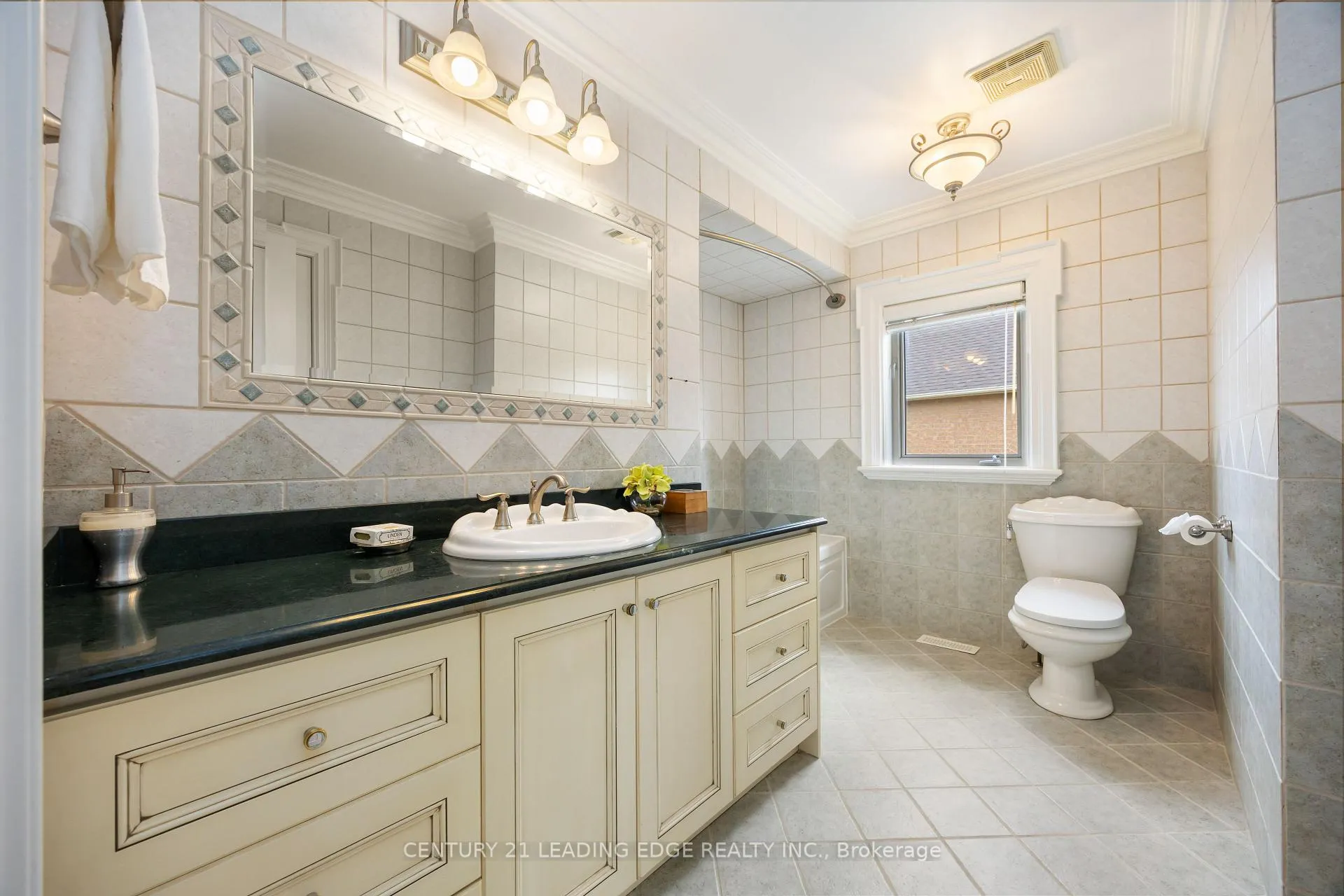 Photo 35 of 106 Noble Prince Place, Vaughan, Sonoma Heights — HOMEH