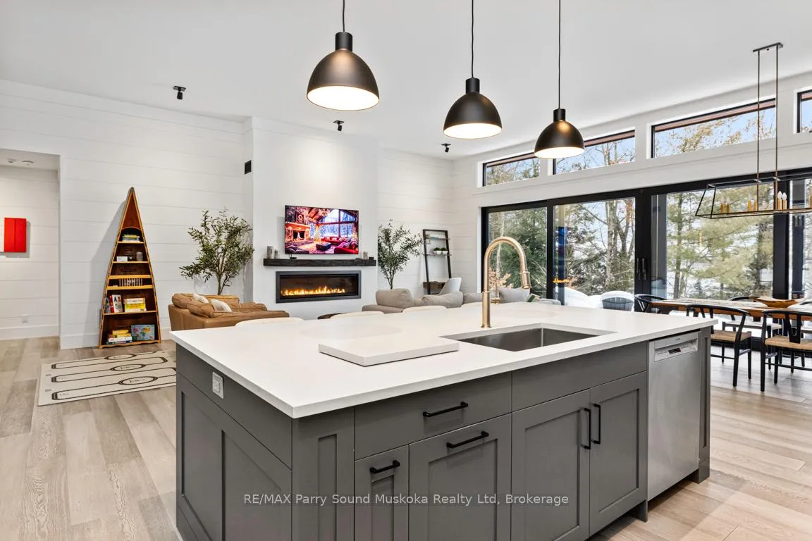 Photo 15 of 309 141 Highway, Seguin — HOMEH