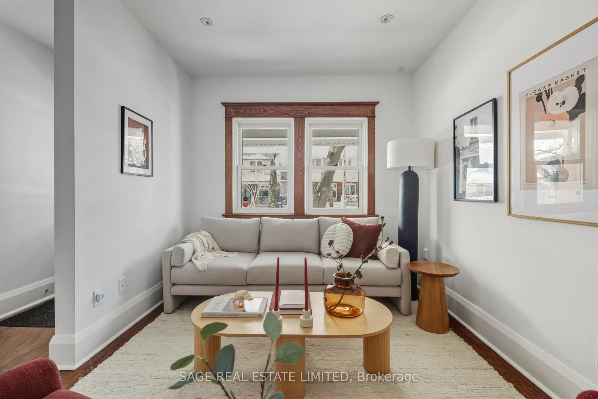 Photo 3 of 193 Gainsborough Road, Toronto, Woodbine Corridor — HOMEH