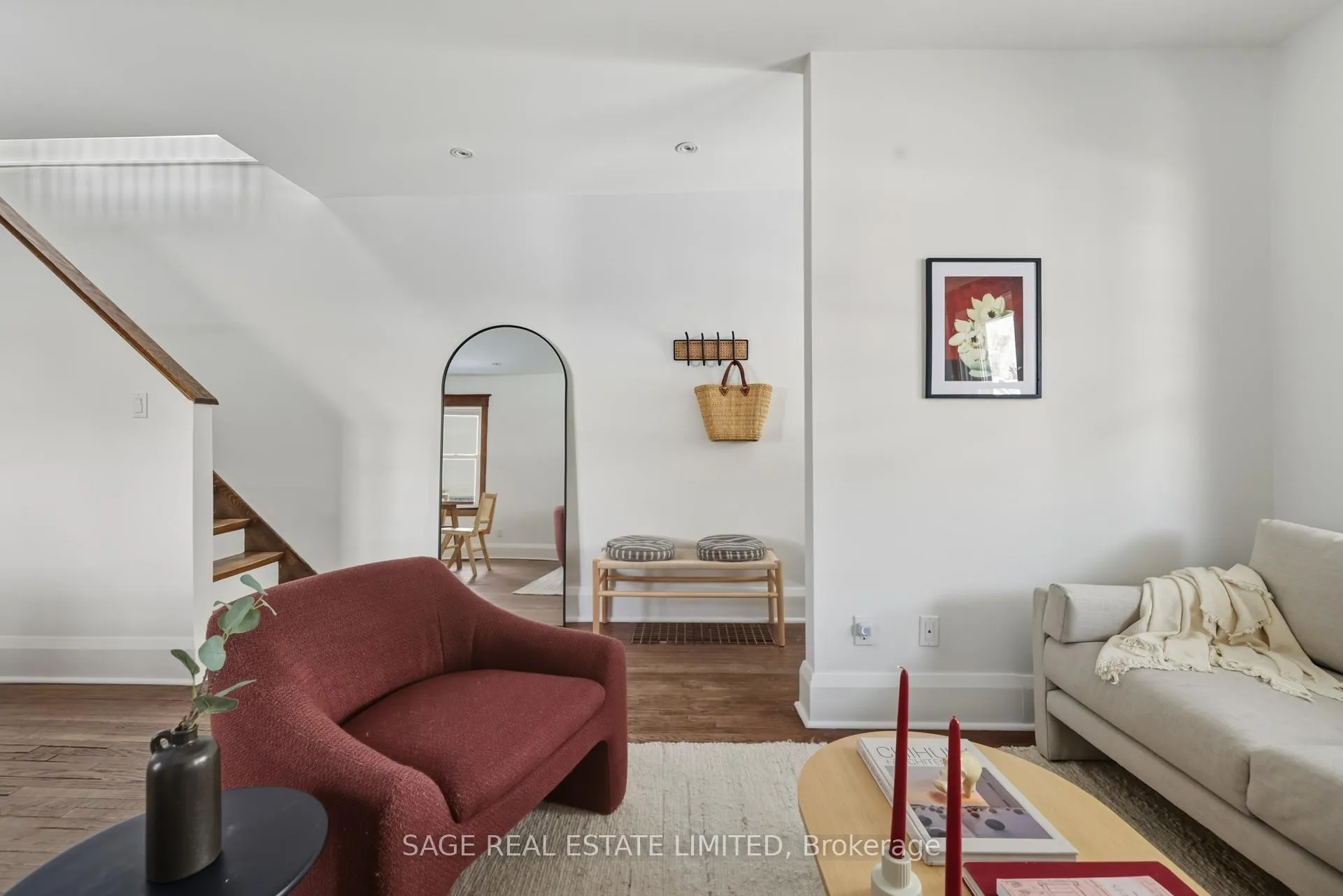 Photo 4 of 193 Gainsborough Road, Toronto, Woodbine Corridor — HOMEH