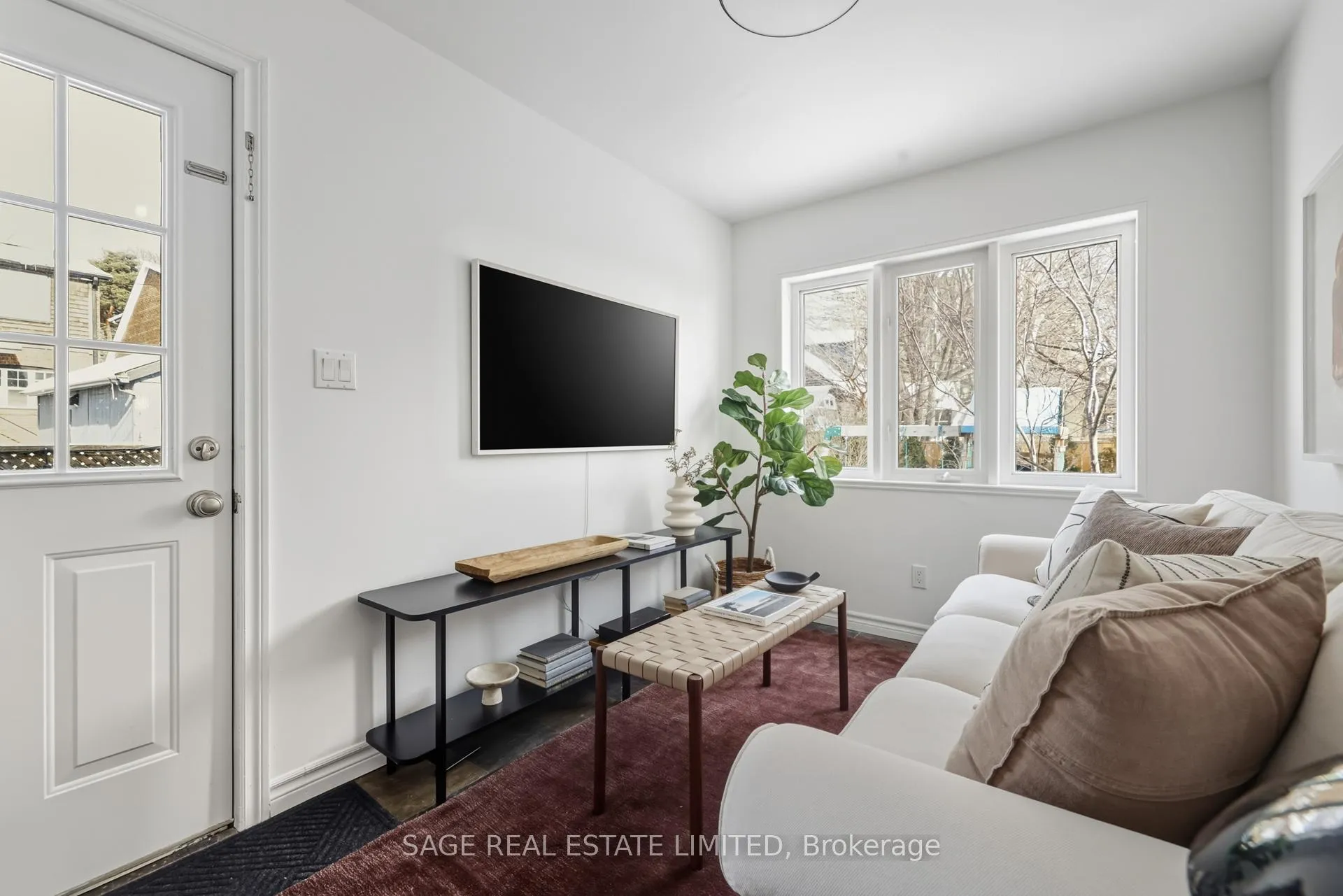 Photo 12 of 193 Gainsborough Road, Toronto, Woodbine Corridor — HOMEH