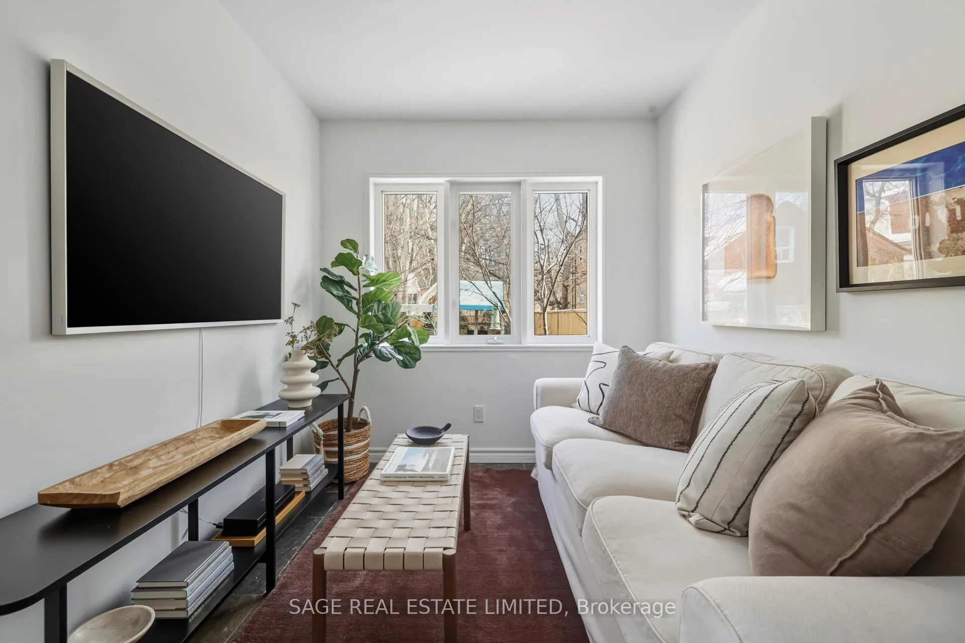 Photo 13 of 193 Gainsborough Road, Toronto, Woodbine Corridor — HOMEH