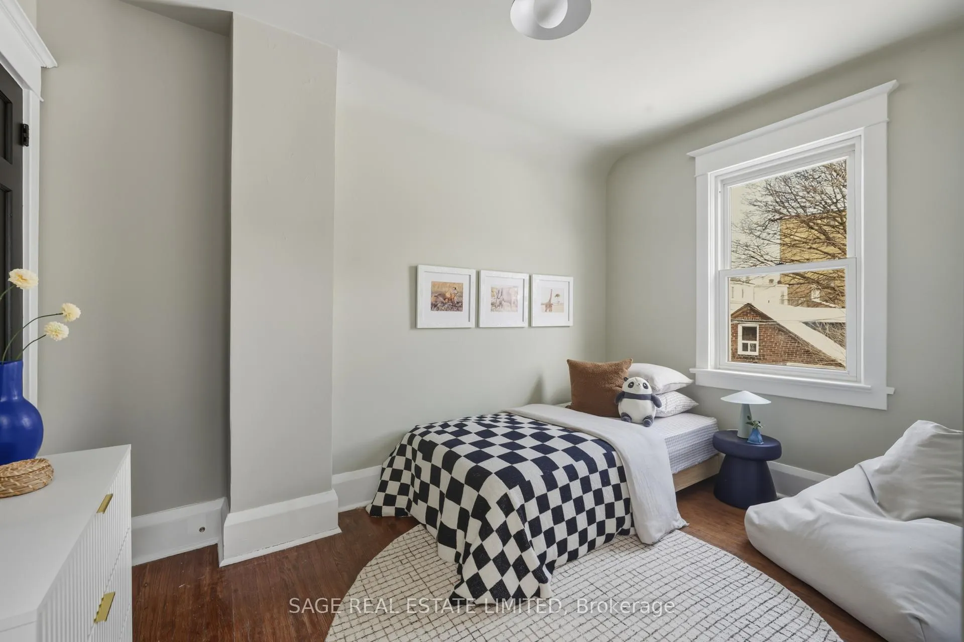 Photo 20 of 193 Gainsborough Road, Toronto, Woodbine Corridor — HOMEH