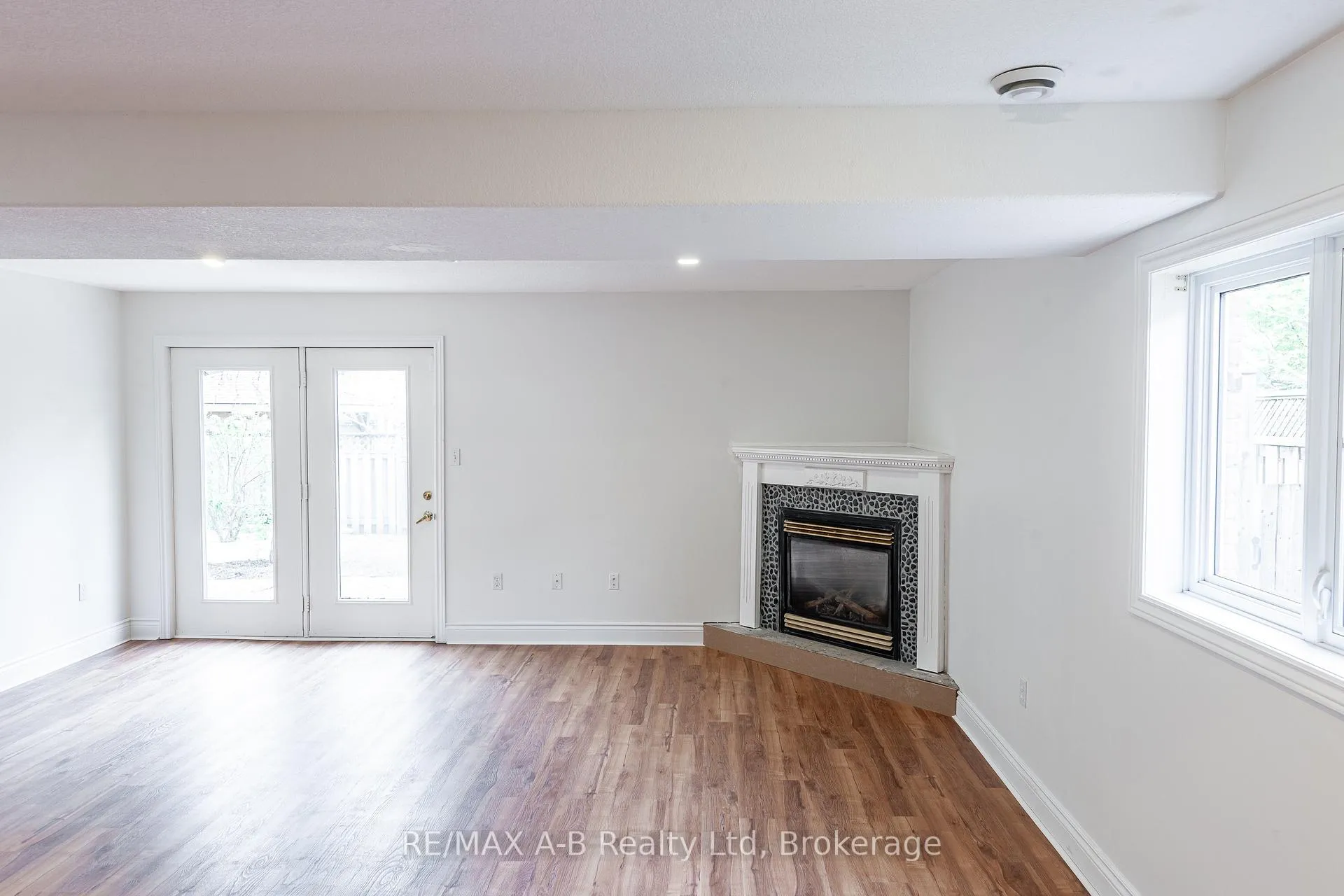 Photo 18 of 59 - 30 Eagle Drive, Stratford — HOMEH