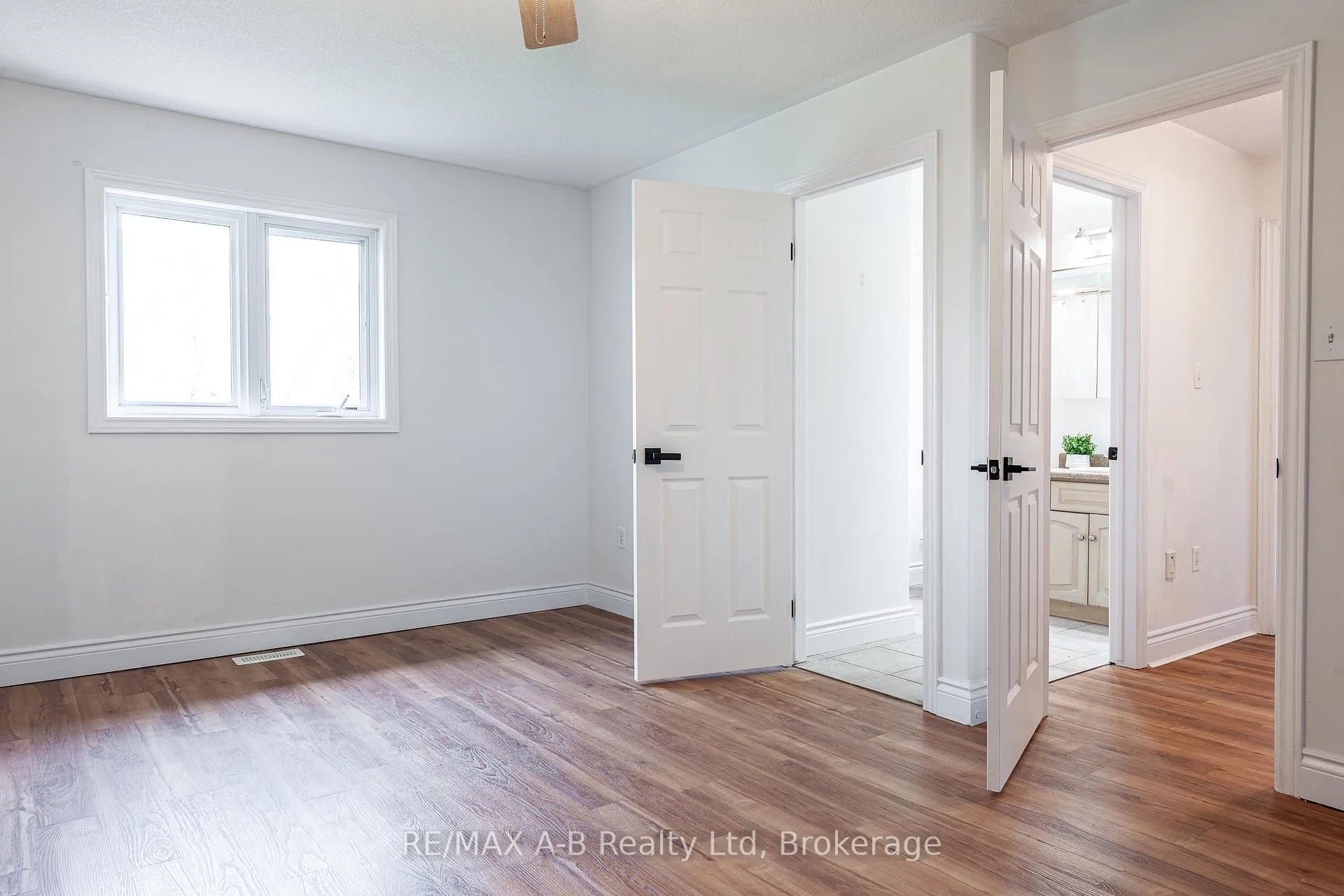 Photo 36 of 59 - 30 Eagle Drive, Stratford — HOMEH