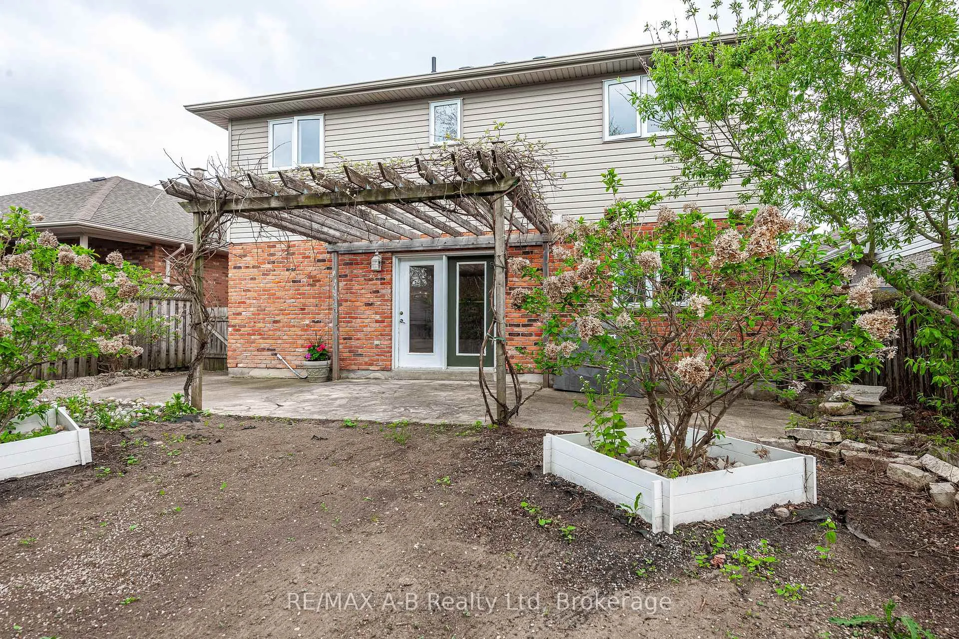 Photo 43 of 59 - 30 Eagle Drive, Stratford — HOMEH