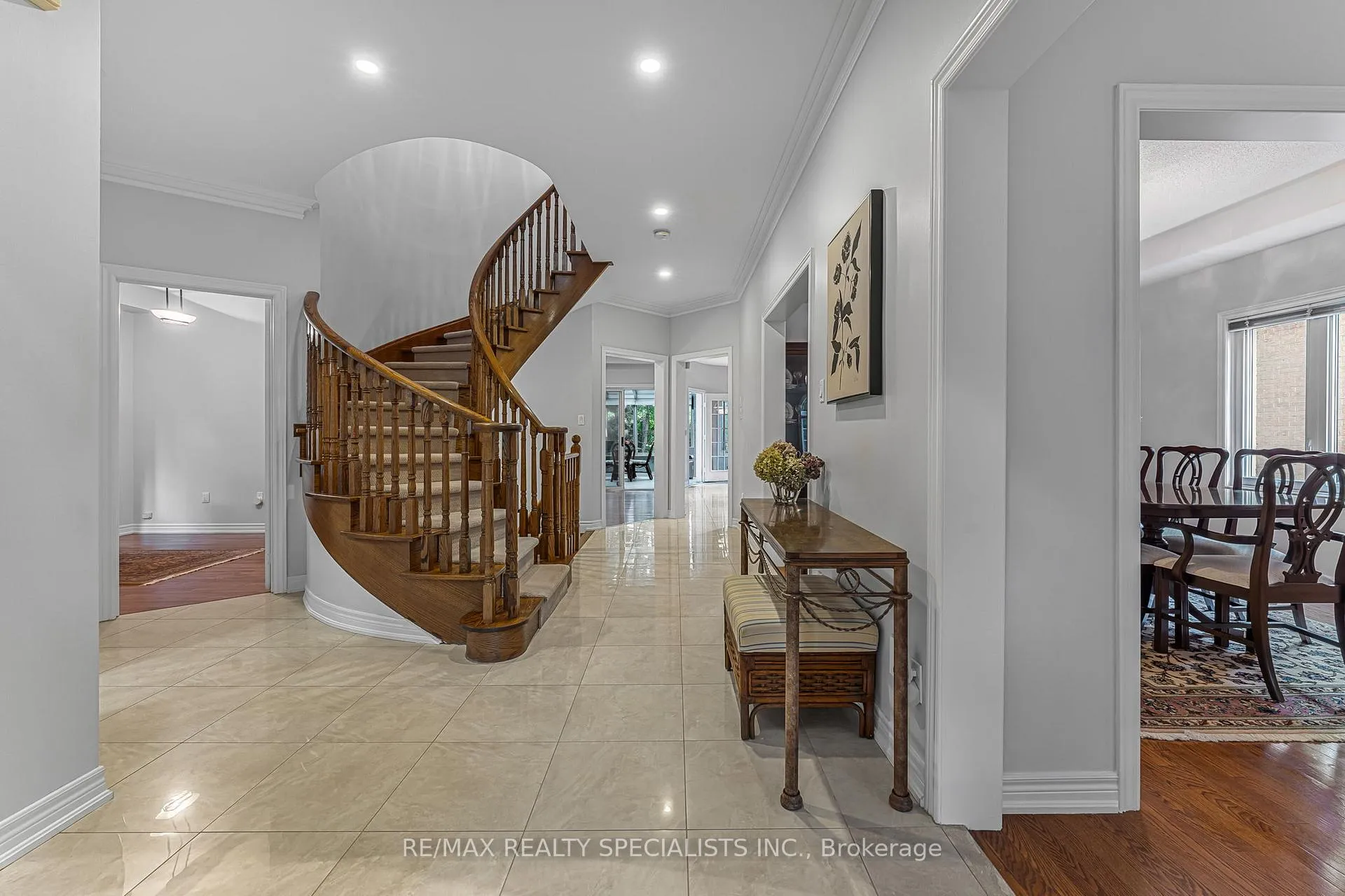 Photo 8 of 91 Silver Rose Crescent, Markham, Cachet — HOMEH