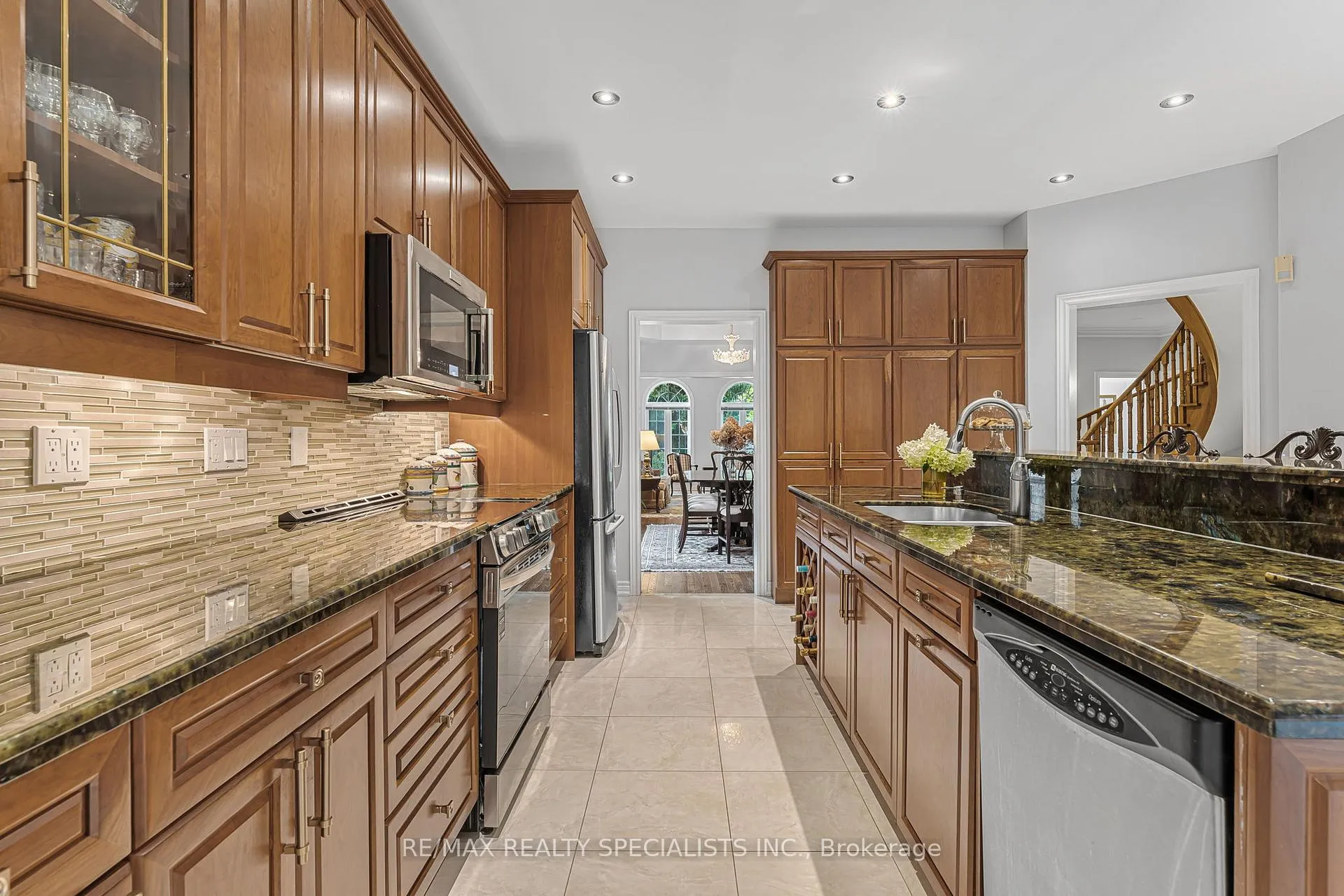 Photo 14 of 91 Silver Rose Crescent, Markham, Cachet — HOMEH