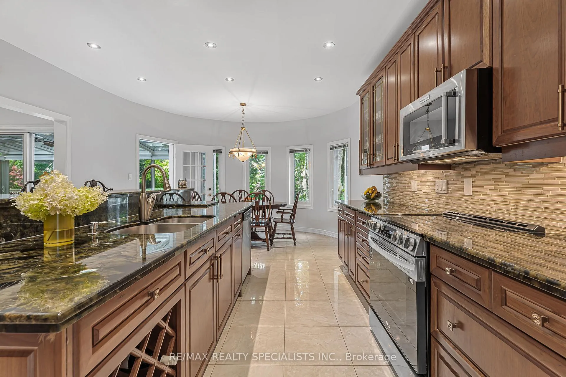 Photo 15 of 91 Silver Rose Crescent, Markham, Cachet — HOMEH