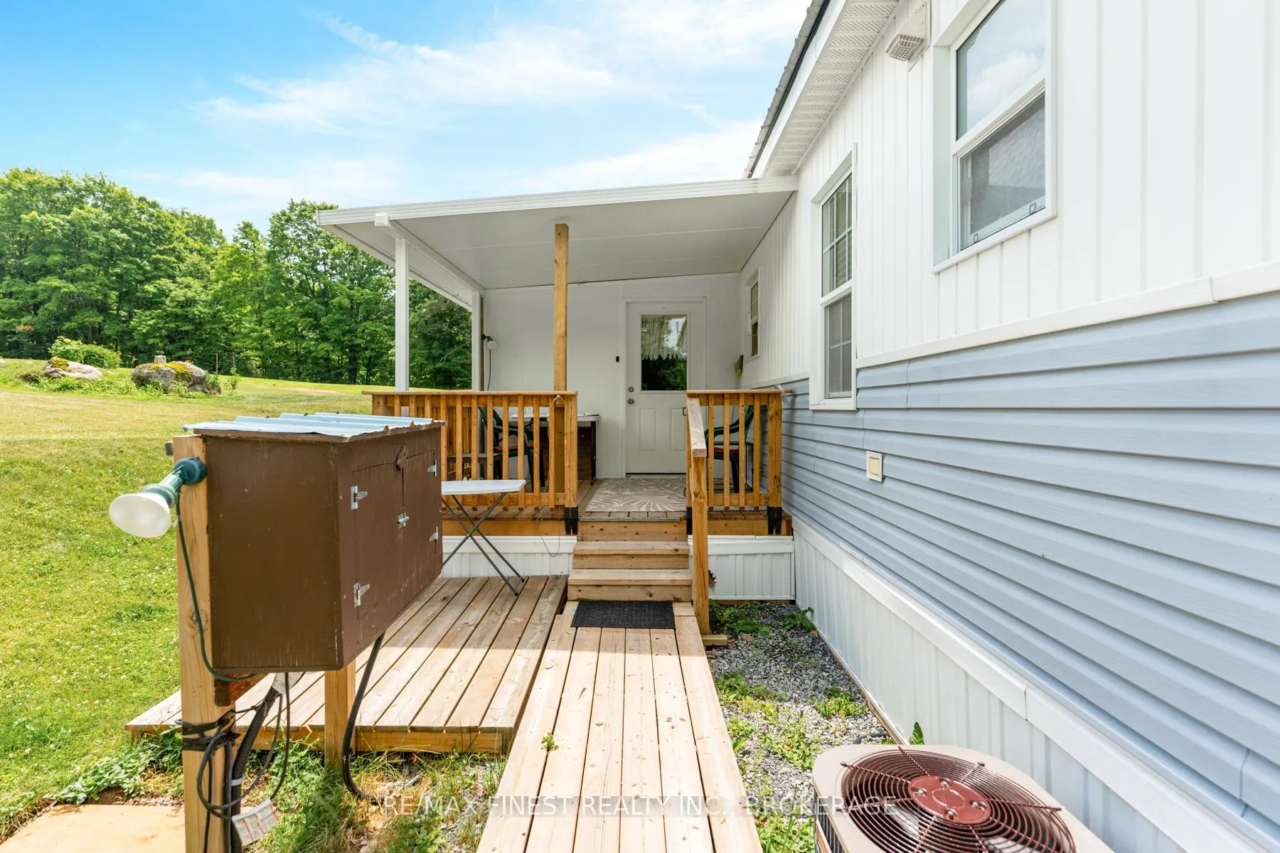 Photo 8 of 1096 Moon Road, Frontenac, Frontenac Centre — HOMEH