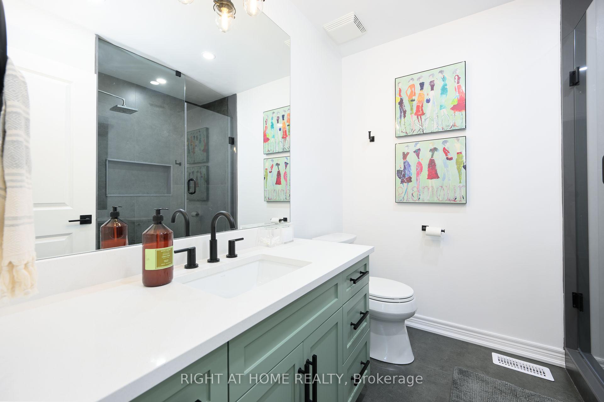 Photo 32 of Unit 9, 270 Main Street W, Grimsby, Grimsby West — HOMEH