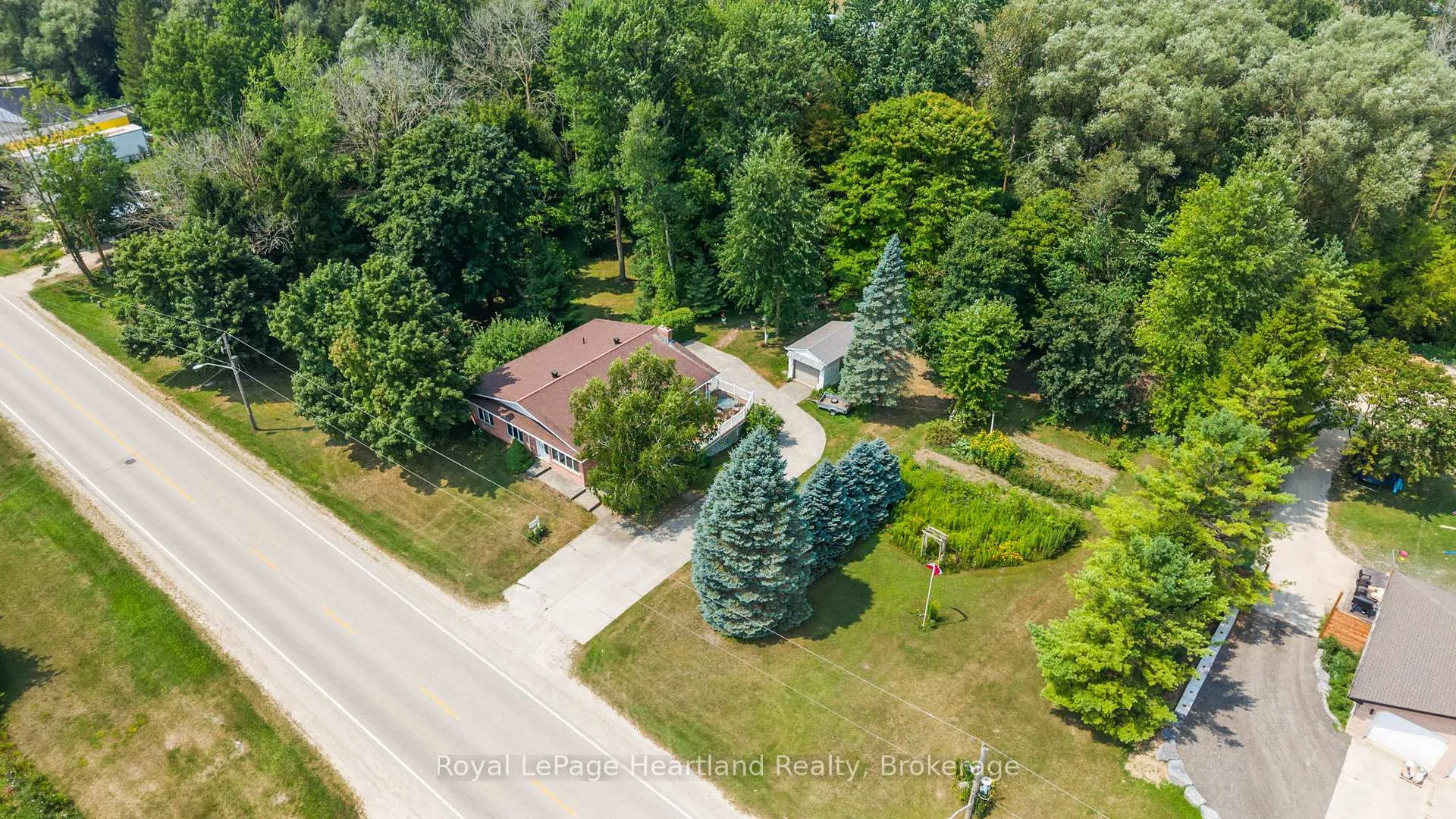 Photo 1 of 23 Mill Street E, Minto — HOMEH