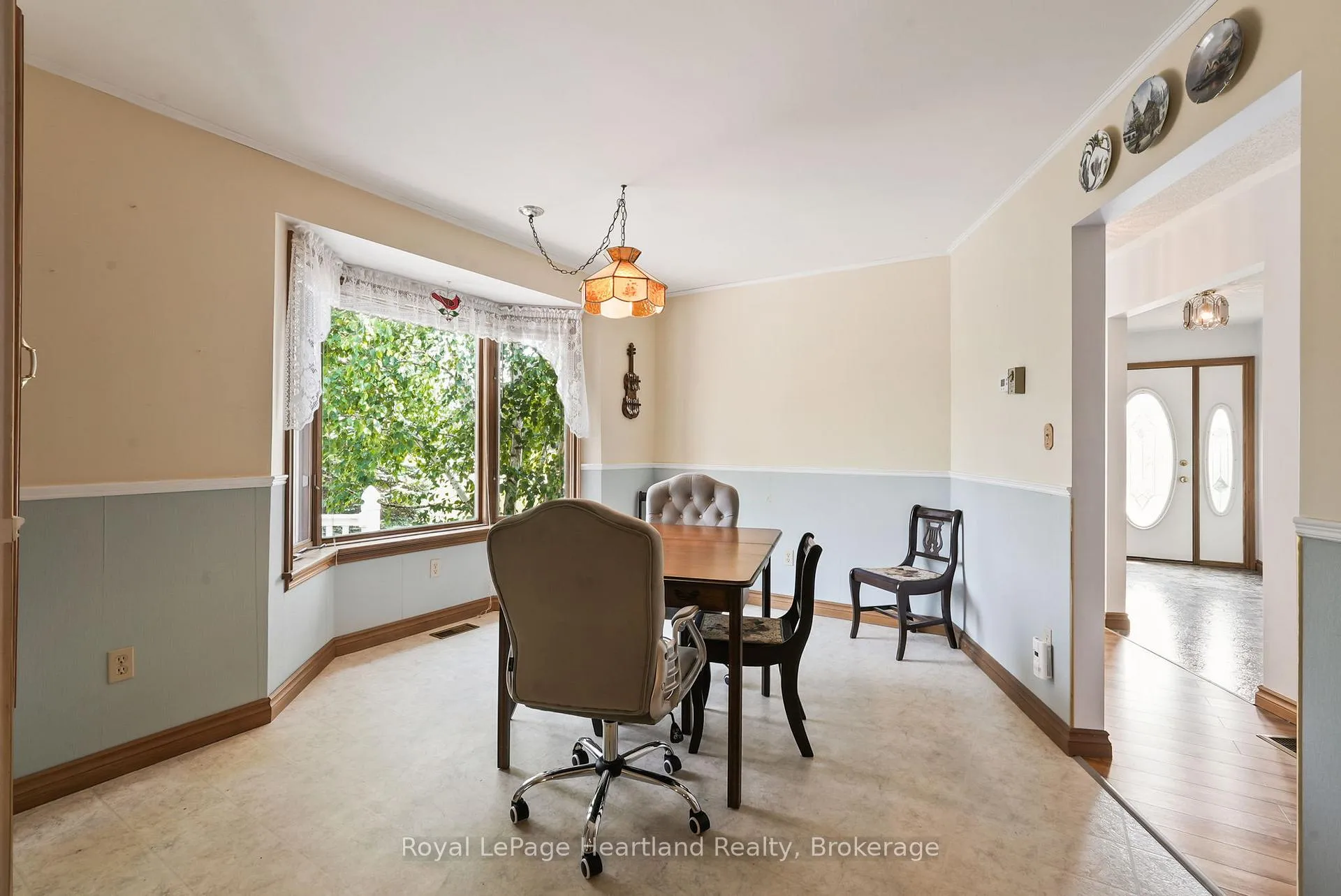 Photo 12 of 23 Mill Street E, Minto — HOMEH