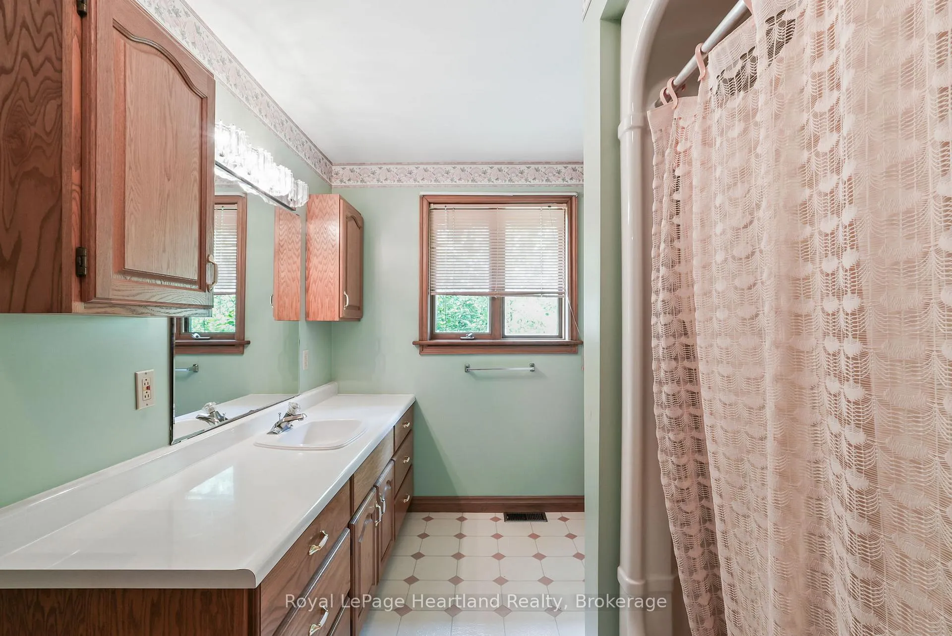 Photo 23 of 23 Mill Street E, Minto — HOMEH