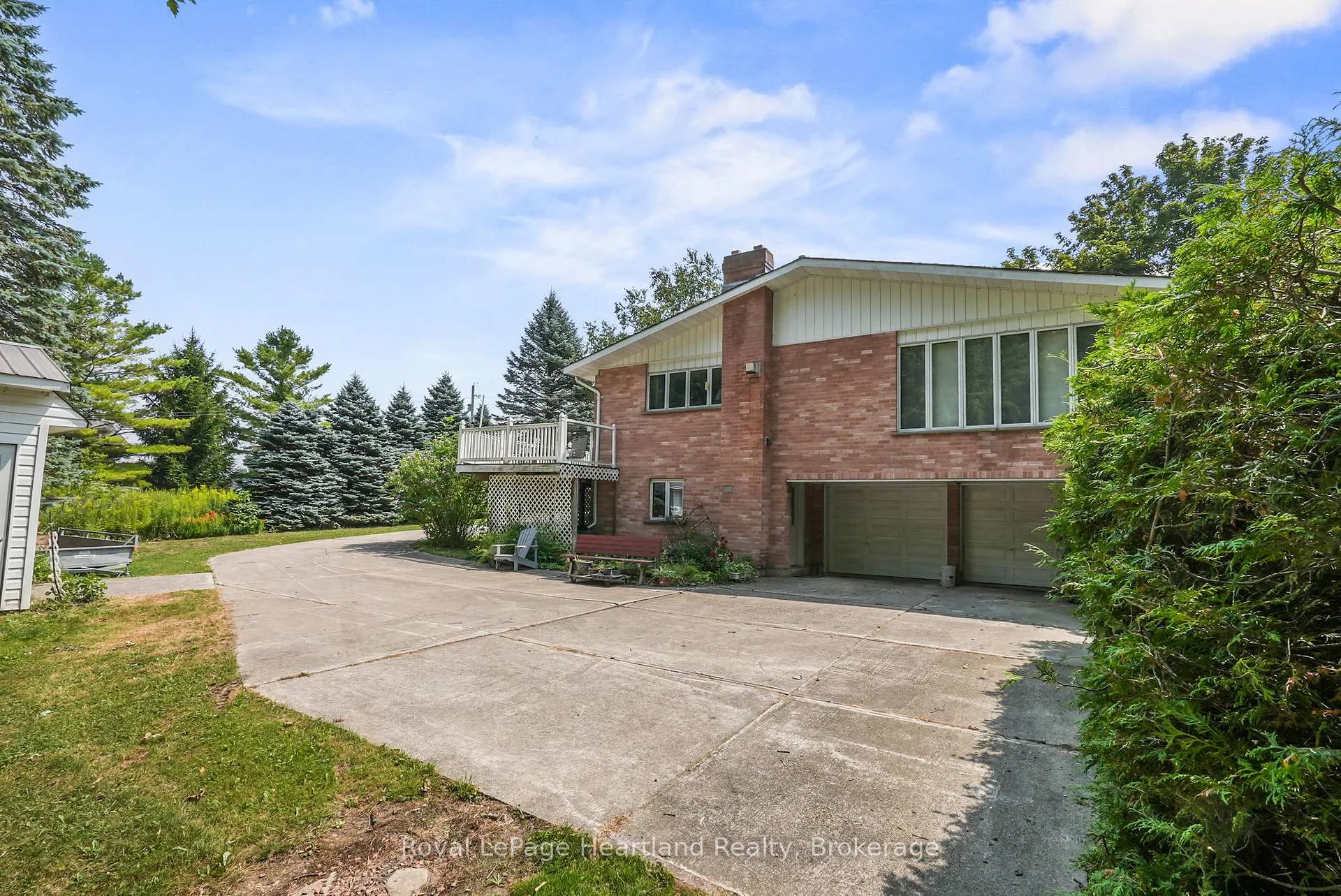 Photo 32 of 23 Mill Street E, Minto — HOMEH
