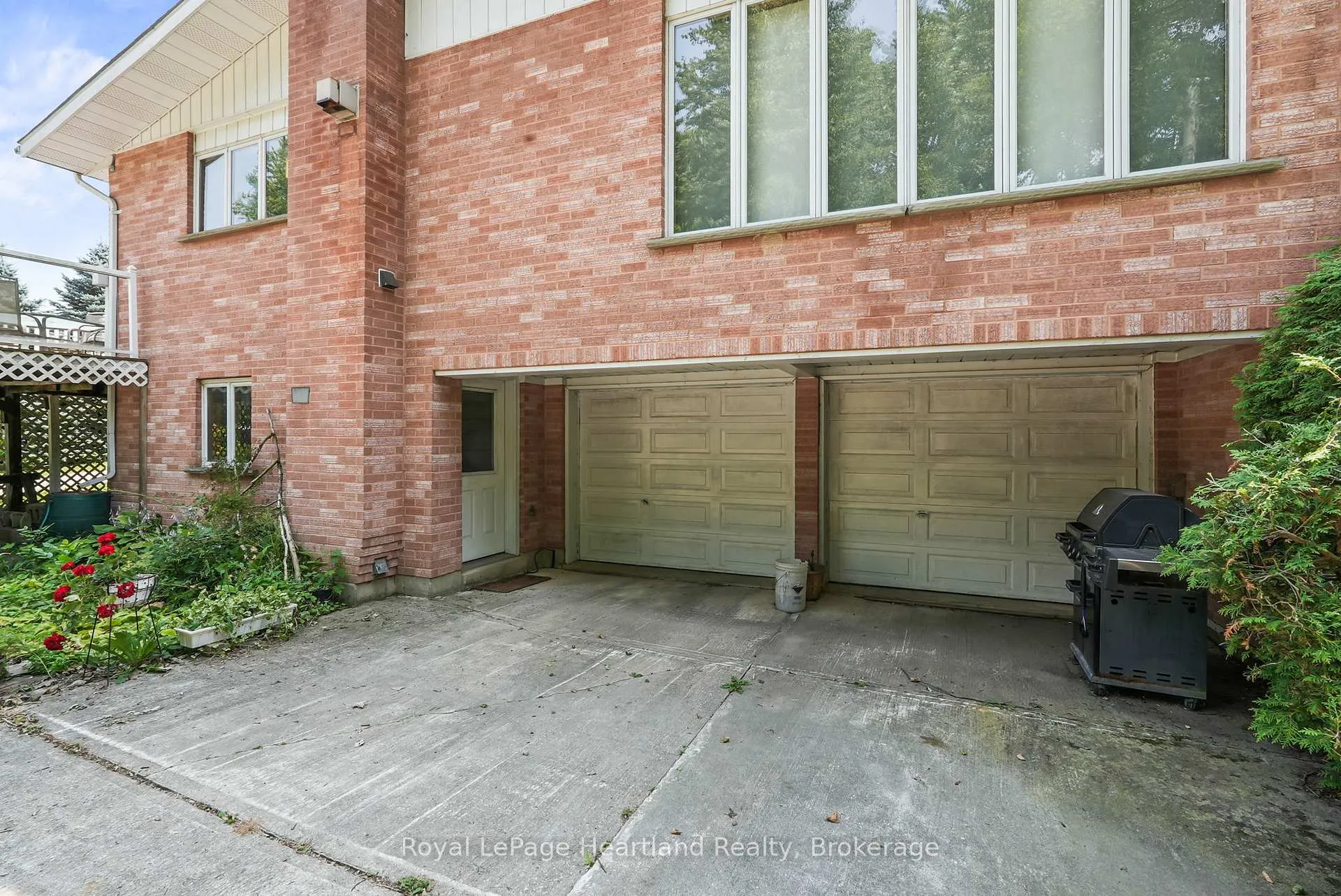 Photo 33 of 23 Mill Street E, Minto — HOMEH