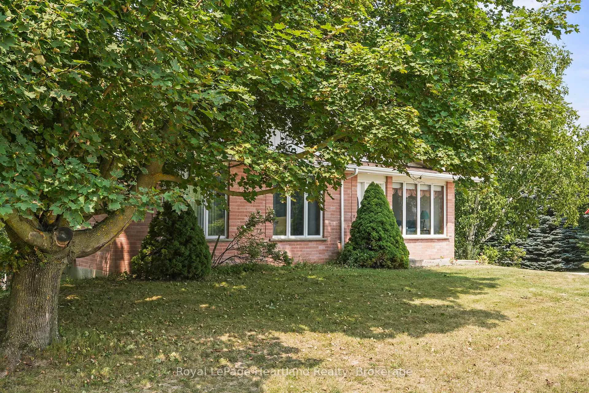 Photo 41 of 23 Mill Street E, Minto — HOMEH