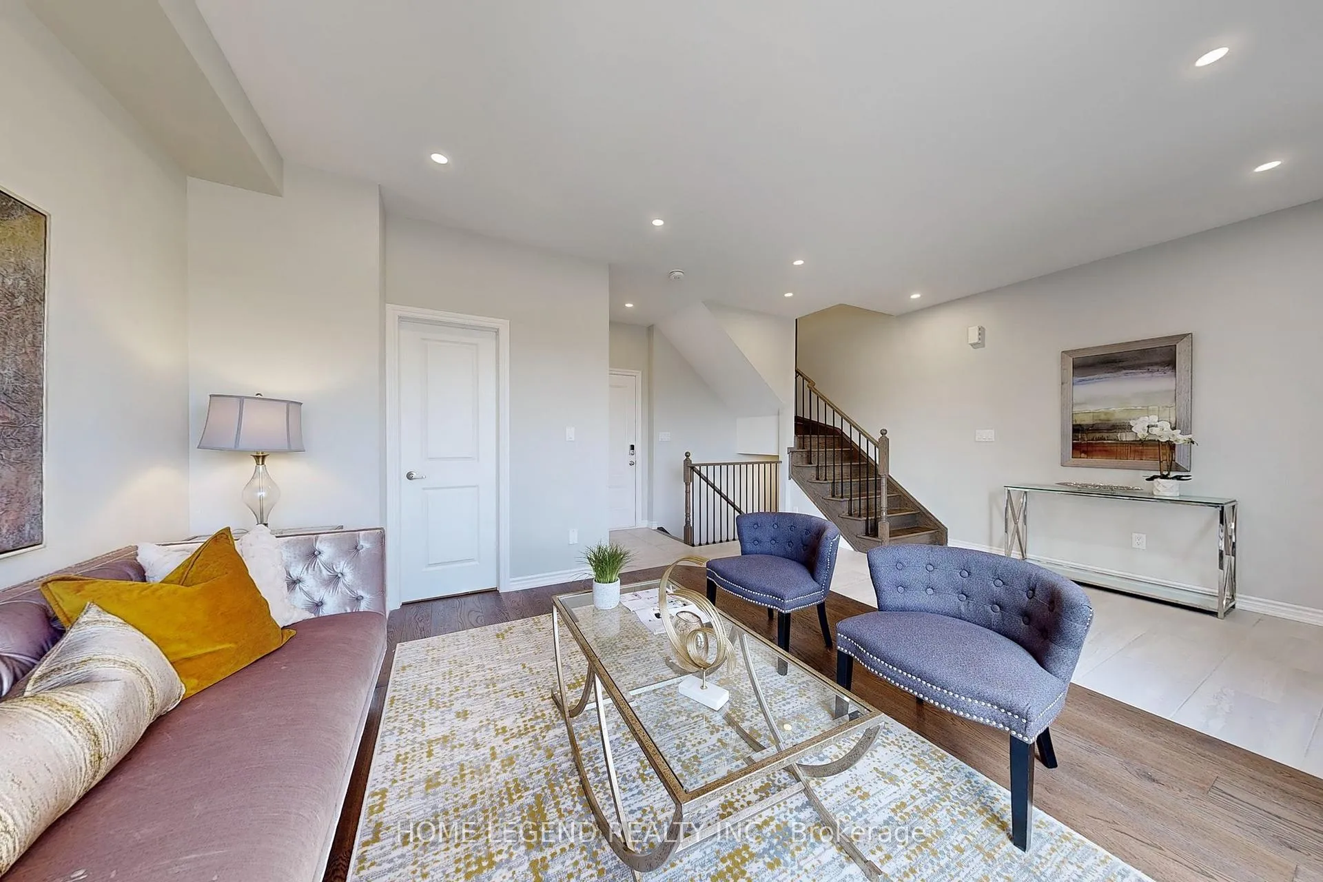 Photo 4 of 28 Concetta Conte Avenue, Markham, Victoria Square — HOMEH