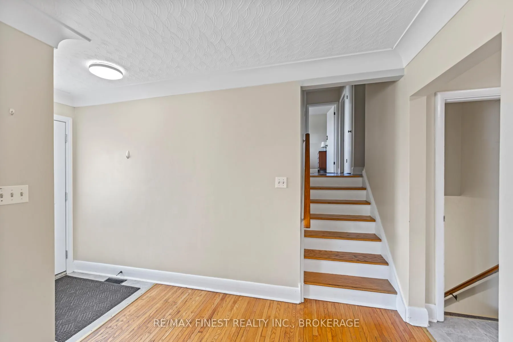 Photo 9 of 1215 Johnson Street, Kingston, Central City West — HOMEH