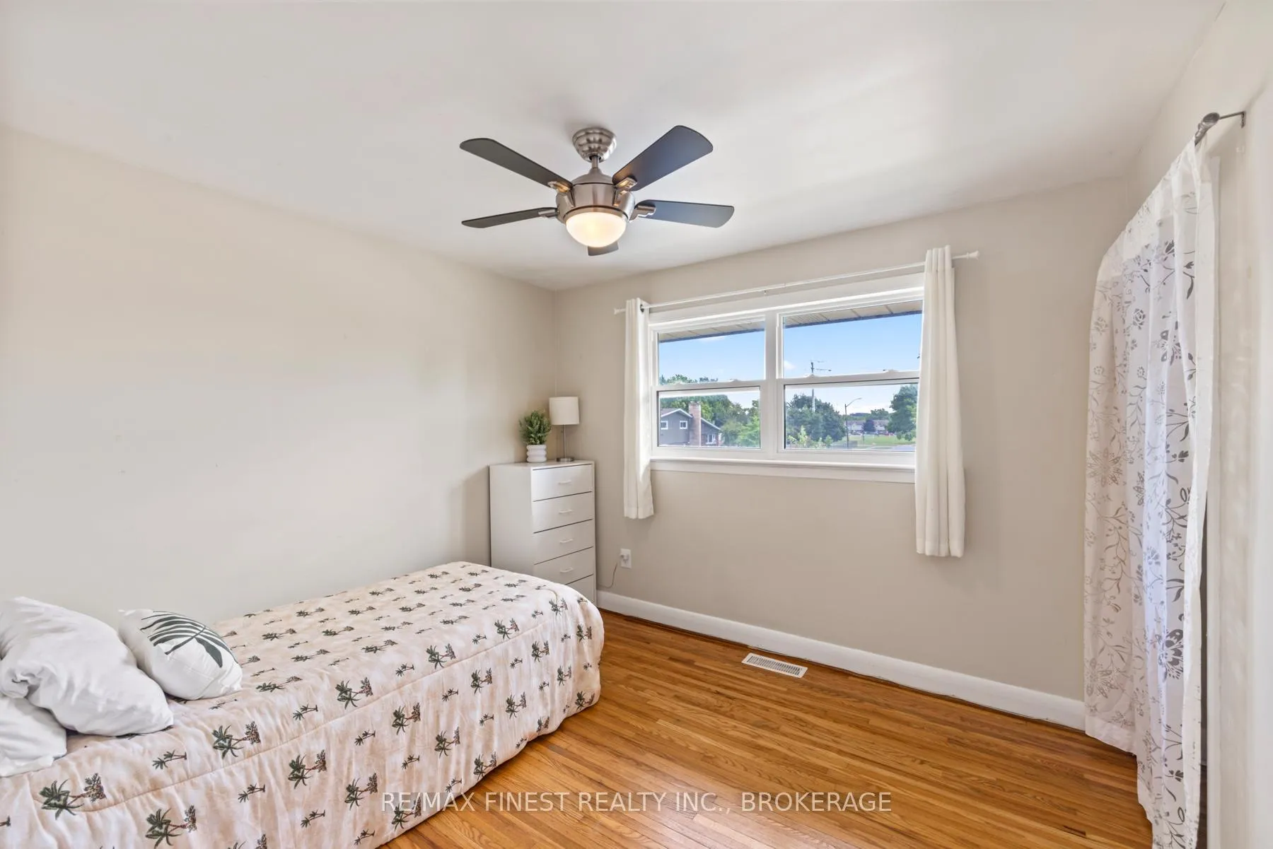 Photo 16 of 1215 Johnson Street, Kingston, Central City West — HOMEH