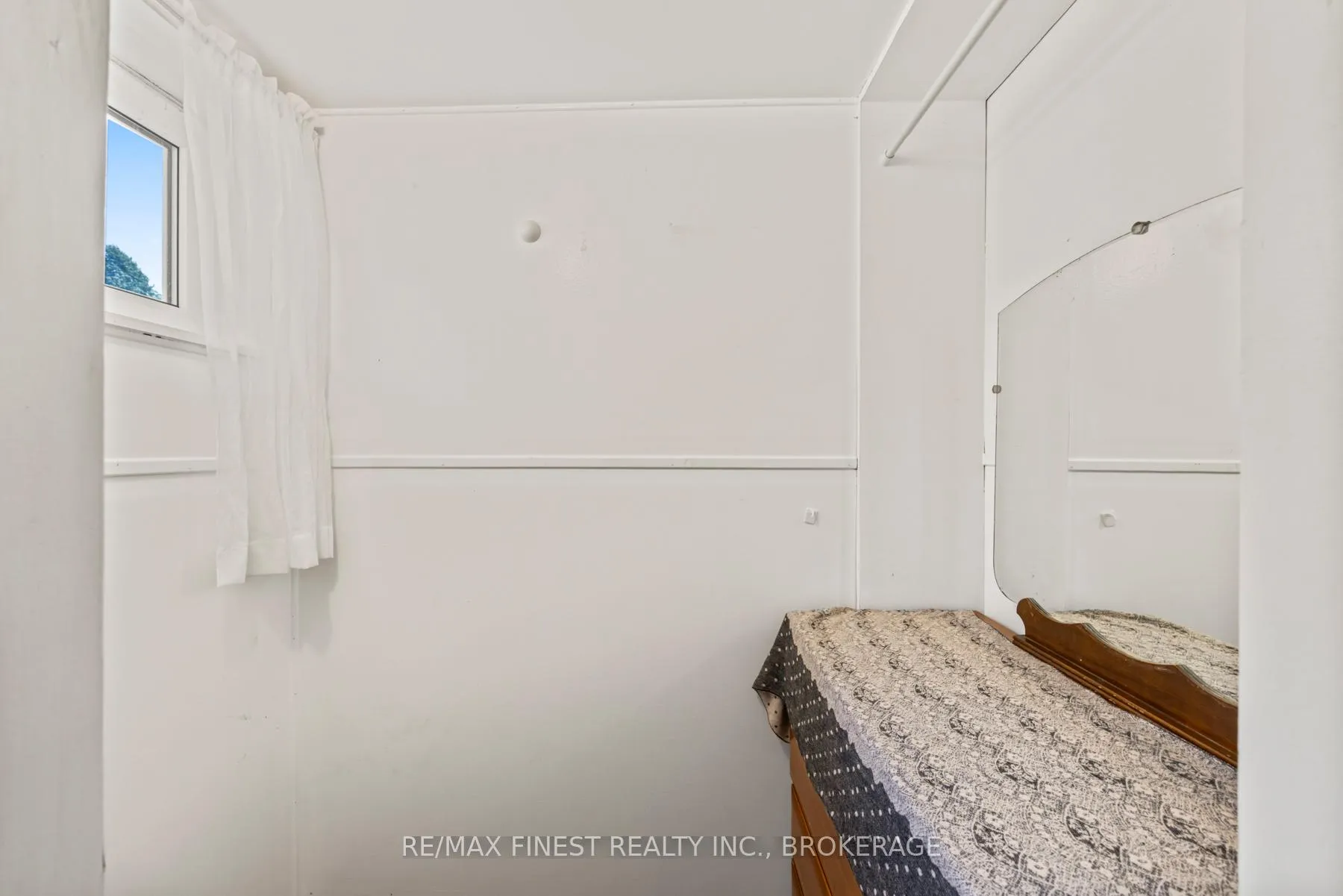 Photo 29 of 1215 Johnson Street, Kingston, Central City West — HOMEH