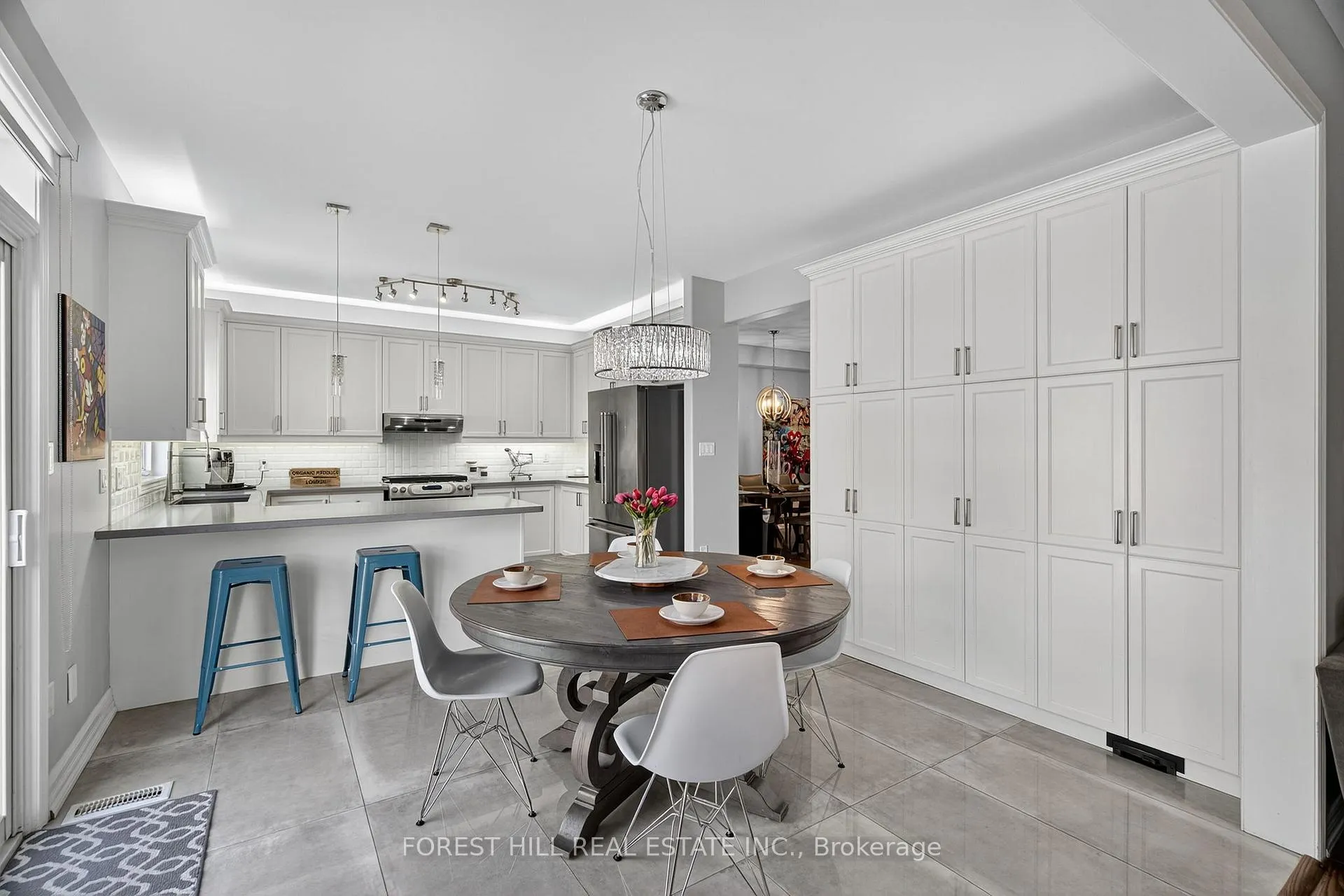 Photo 11 of 54 Hendel Drive, Vaughan, Patterson — HOMEH