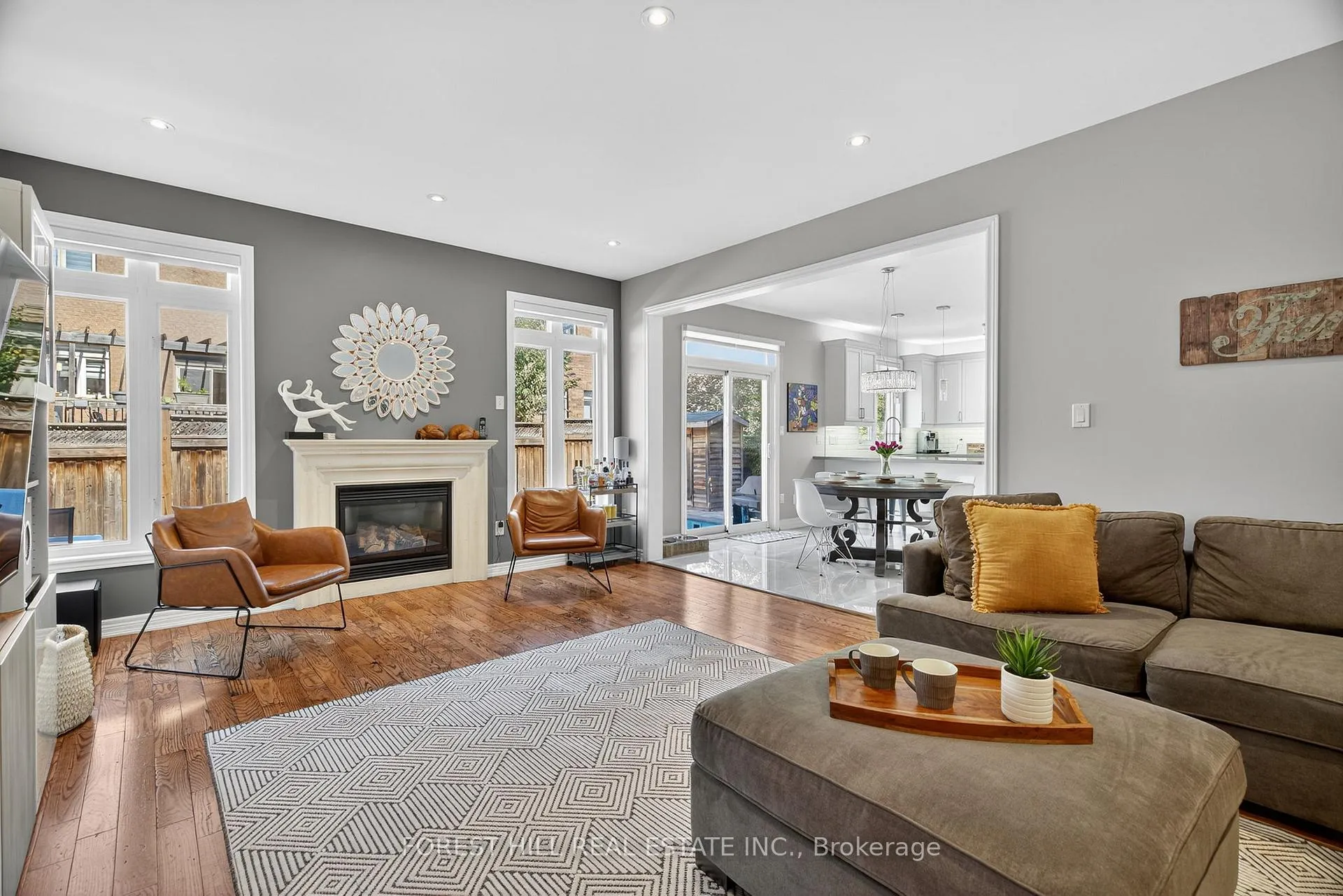 Photo 15 of 54 Hendel Drive, Vaughan, Patterson — HOMEH