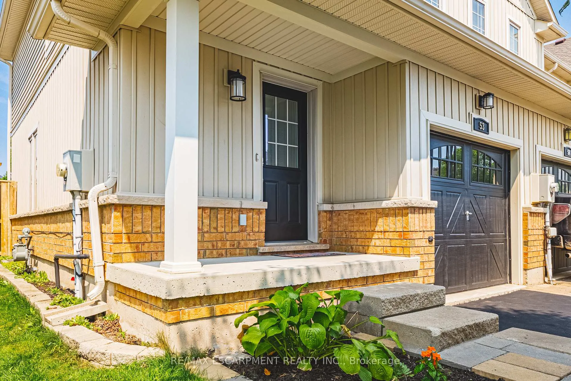 Photo 3 of Unit 53, 222 Fall Fair Way, Hamilton, Binbrook — HOMEH