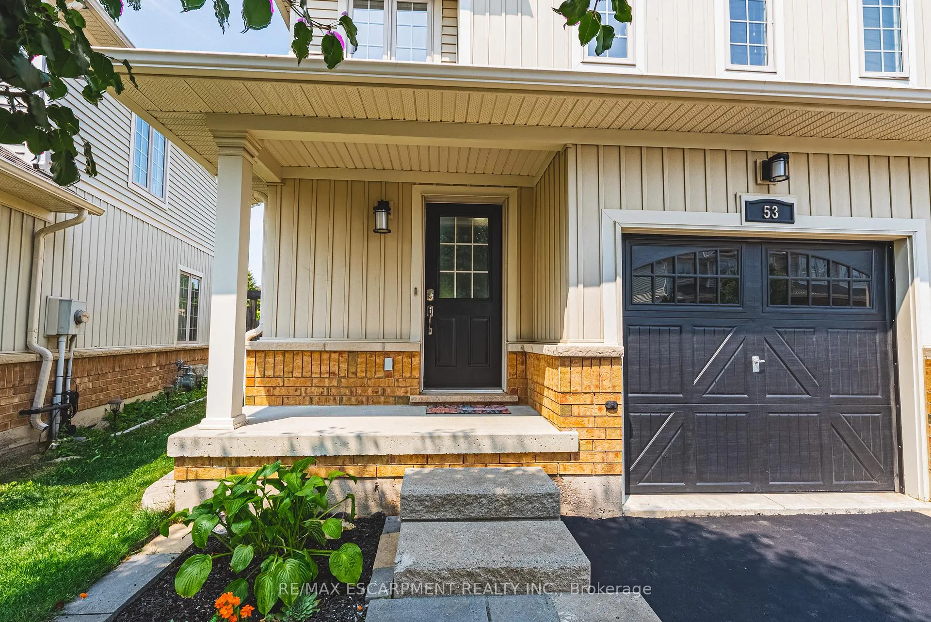 Photo 4 of Unit 53, 222 Fall Fair Way, Hamilton, Binbrook — HOMEH