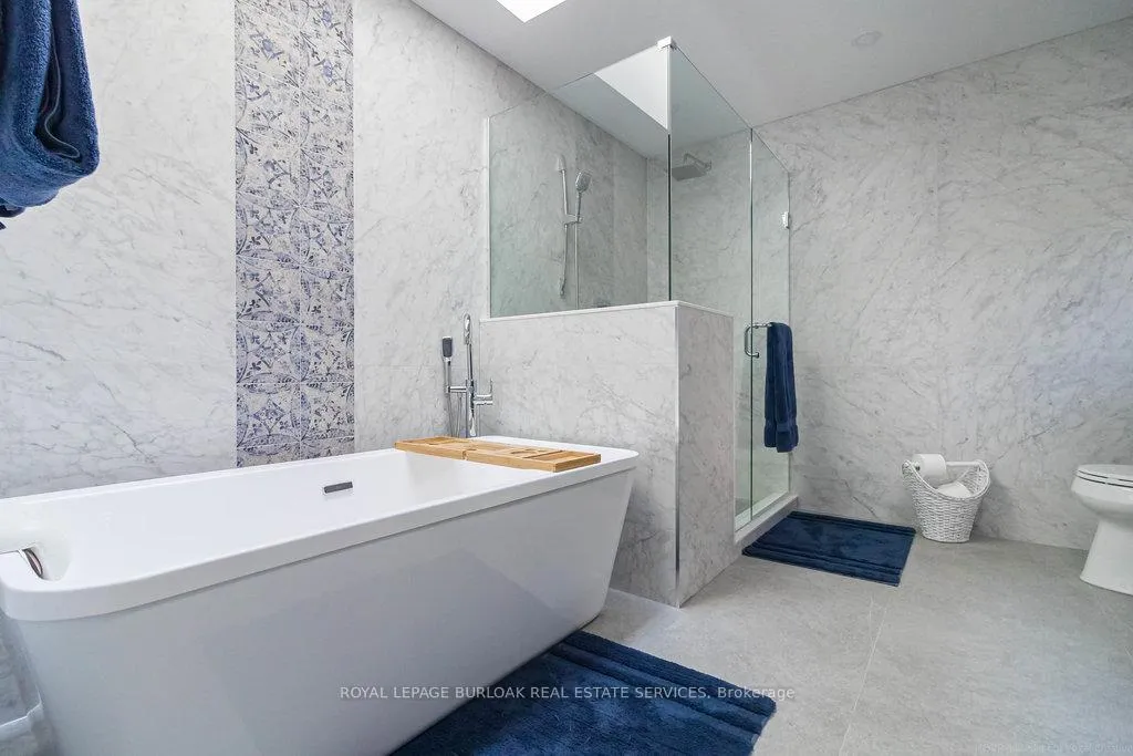 Photo 20 of 17 Beverlyglen Drive, Hamilton, Orkney — HOMEH